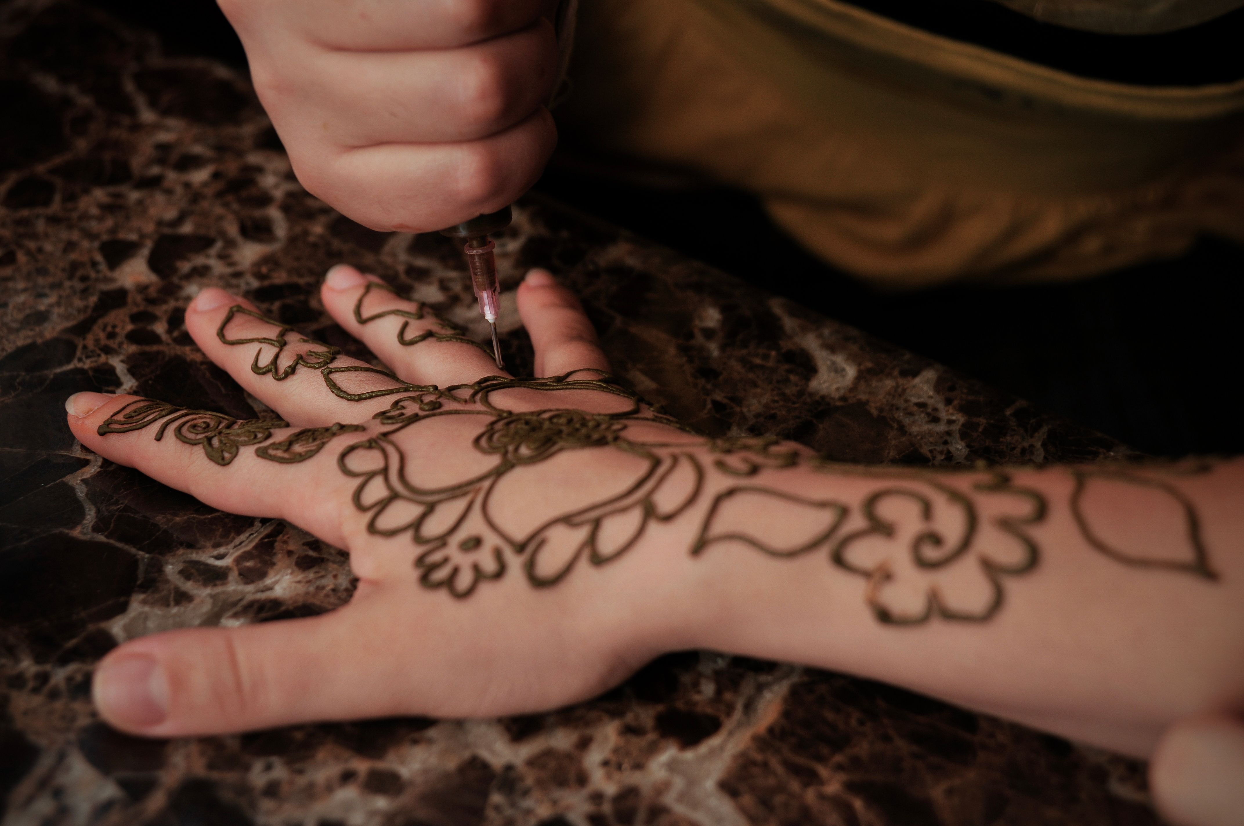 henna artist