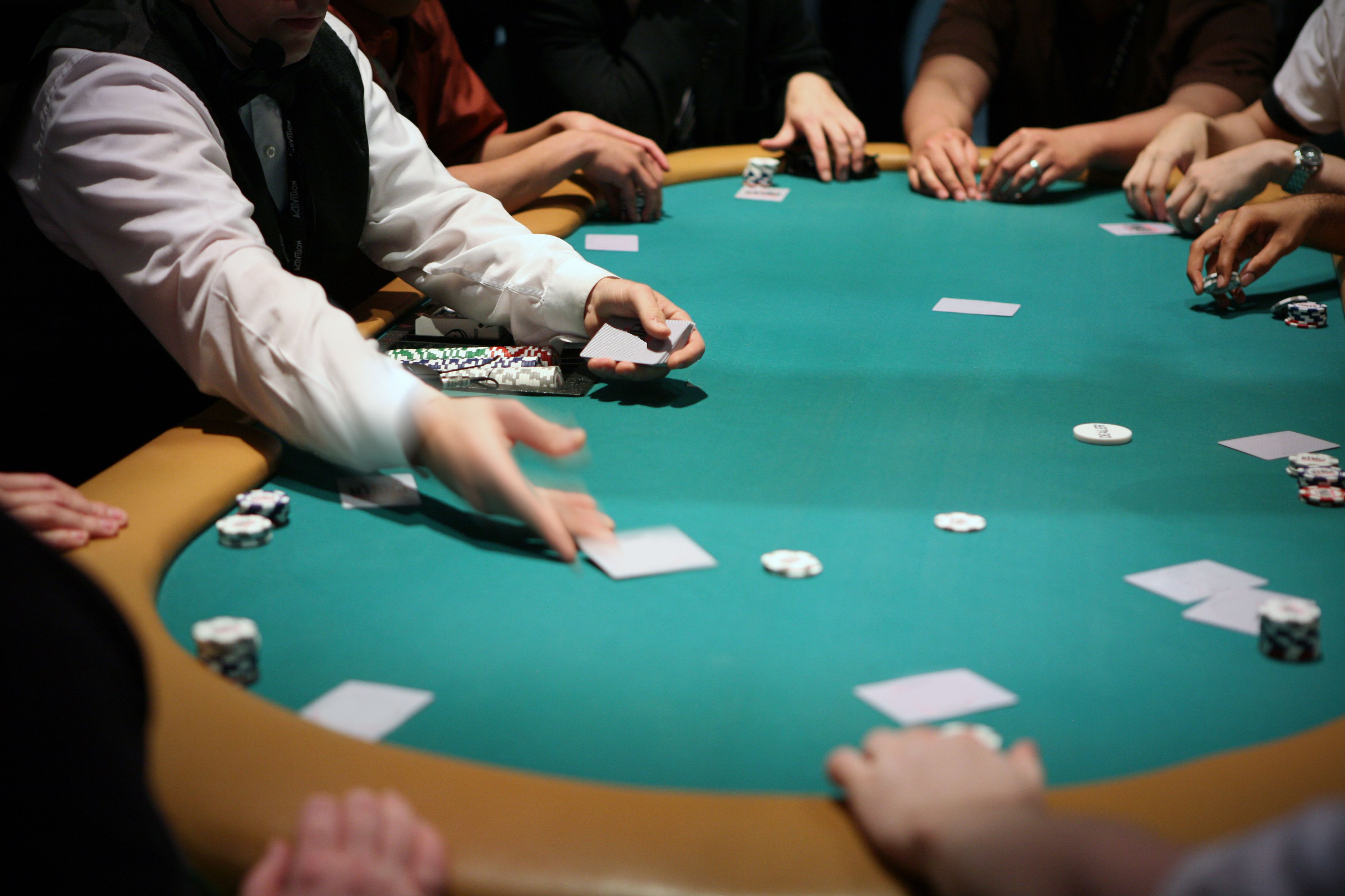 online poker table