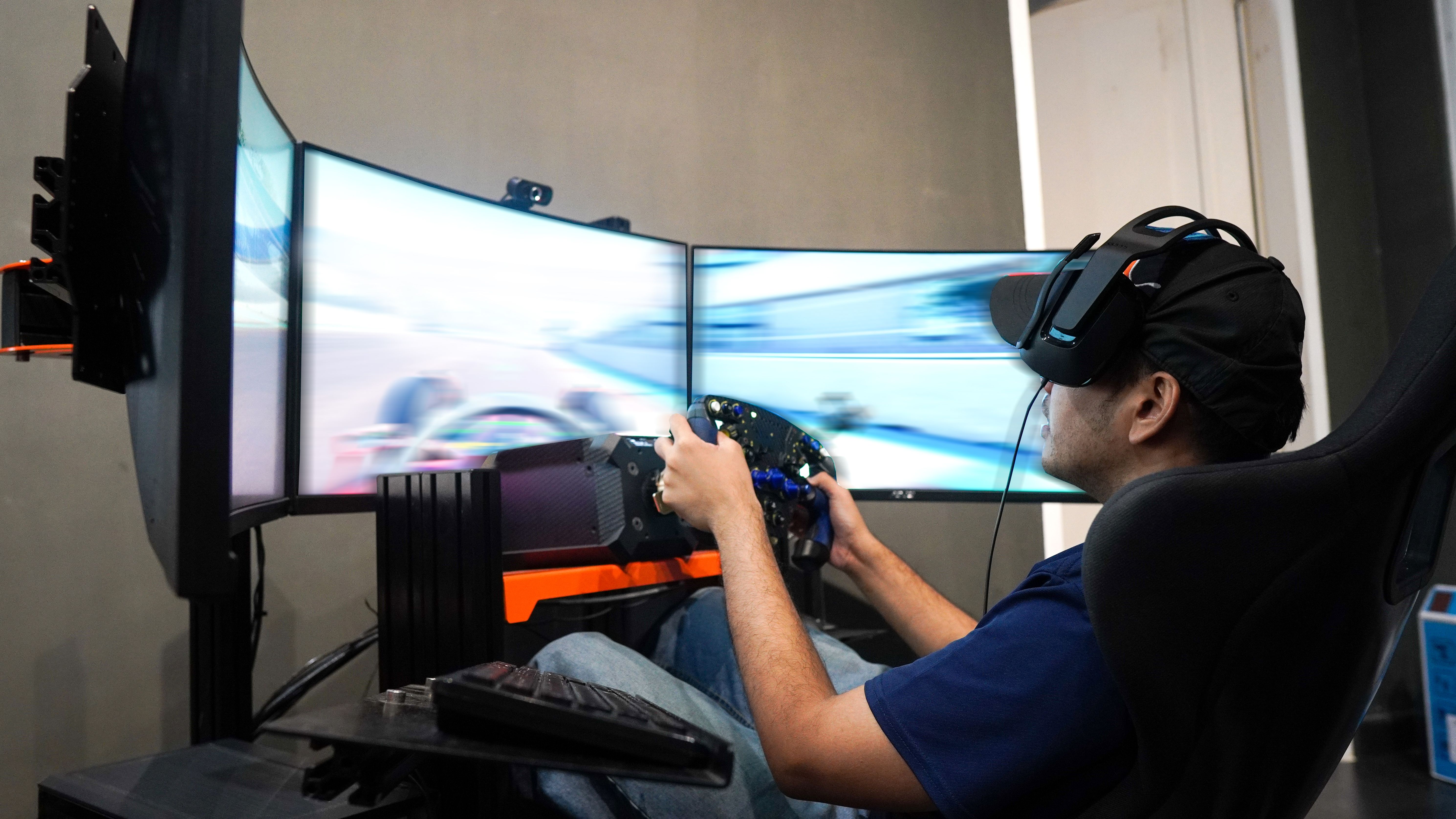 the professional gamer playing online car racing