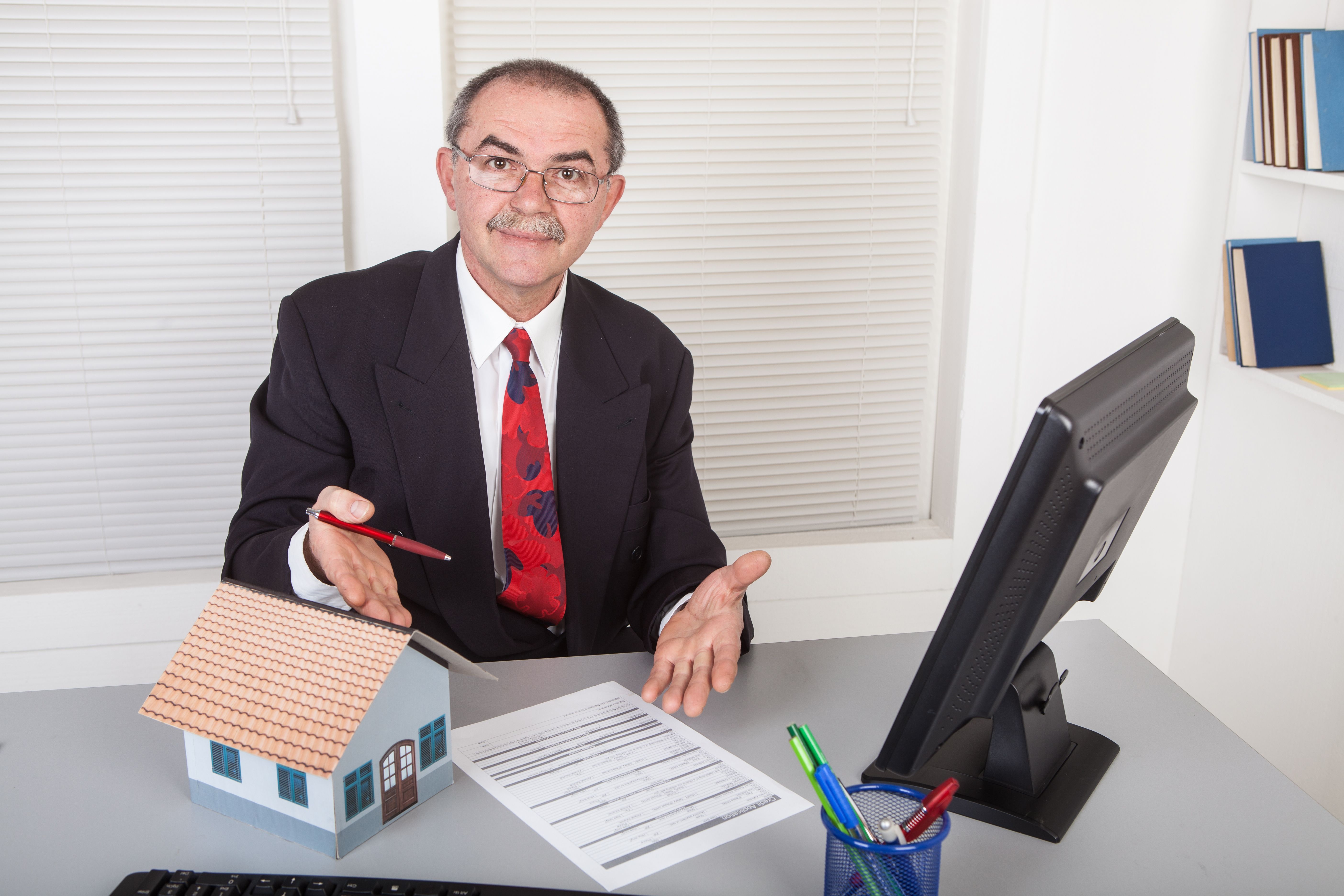 dyer mortgage broker