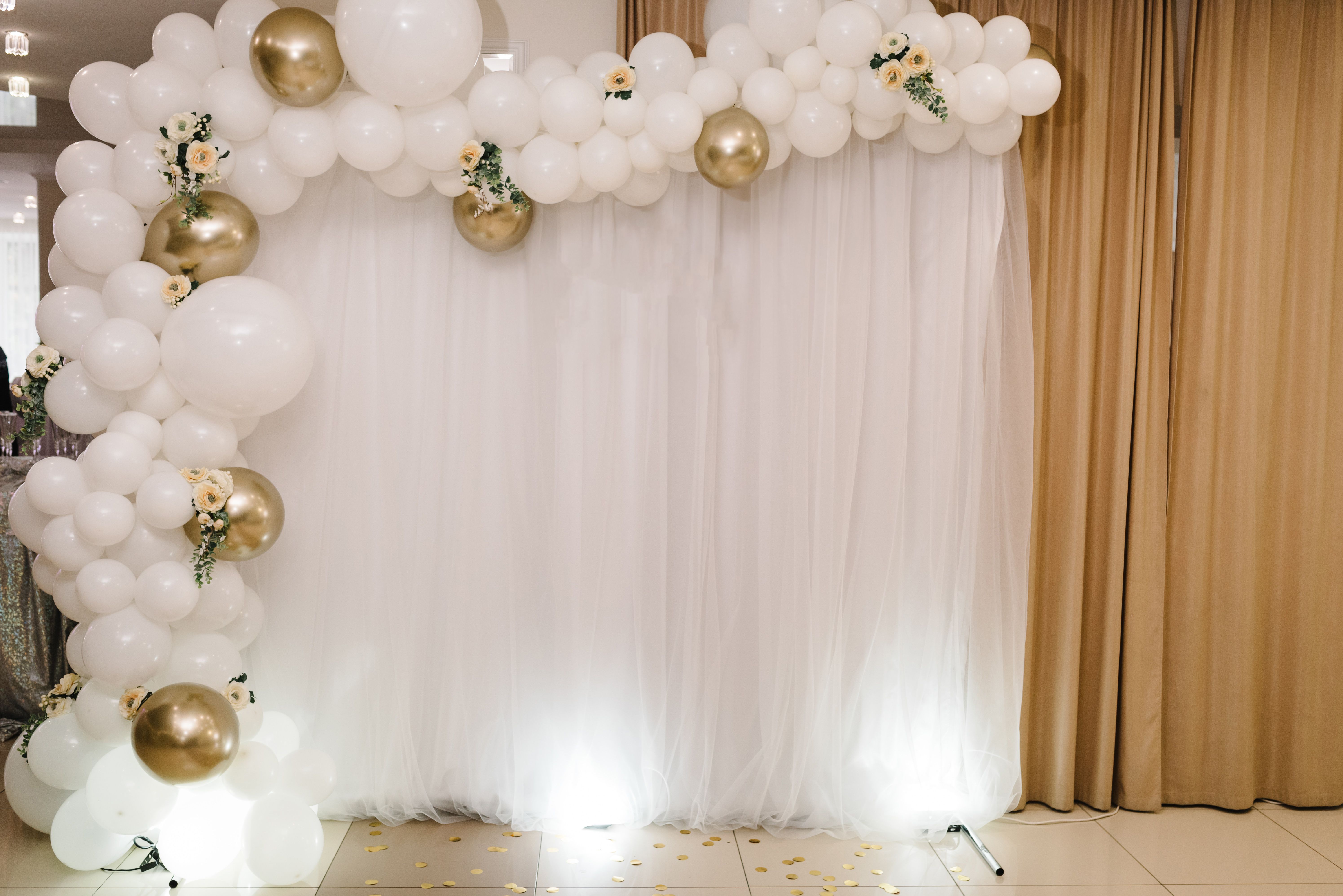 balloon garlands