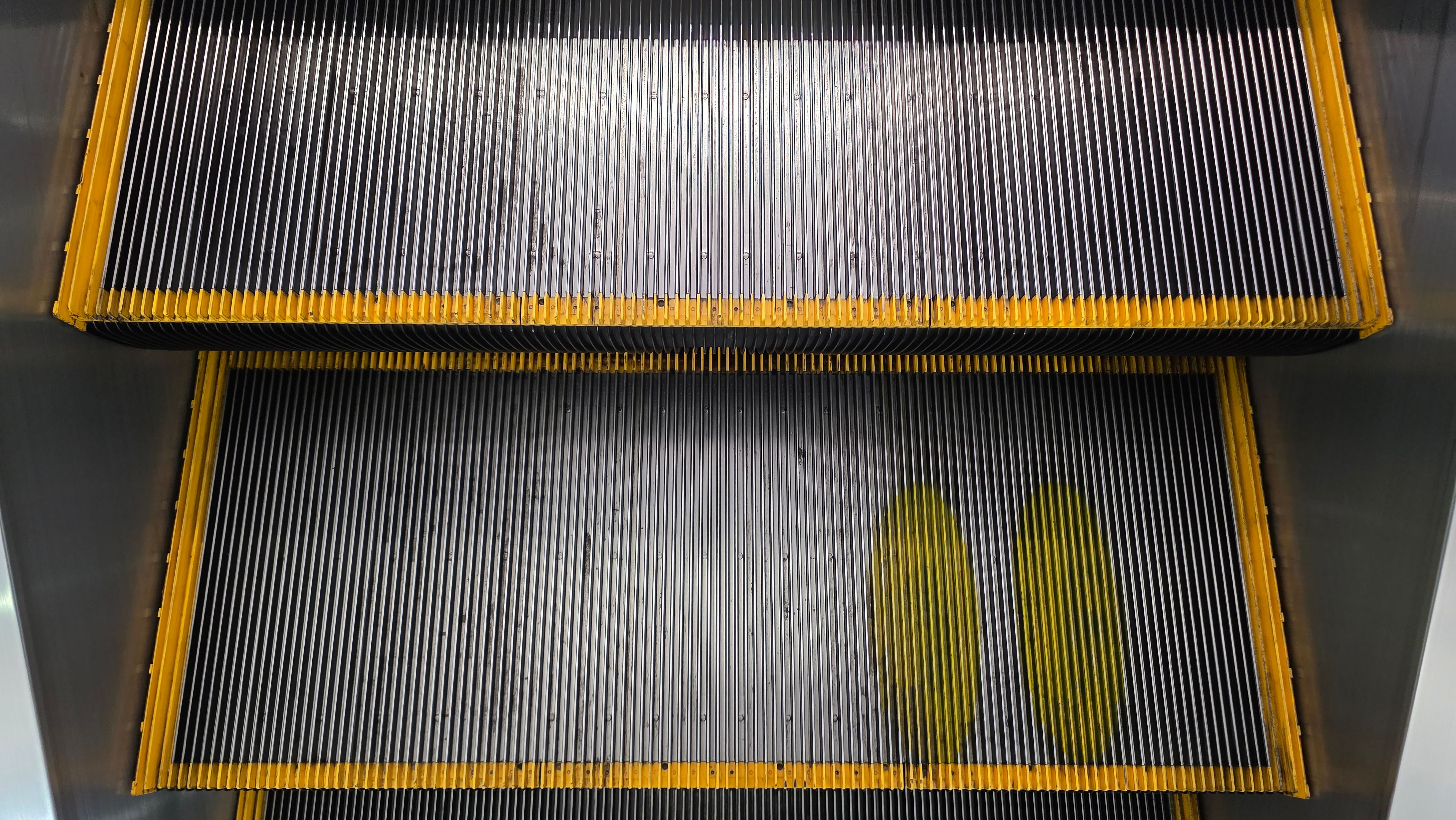 escalator parts