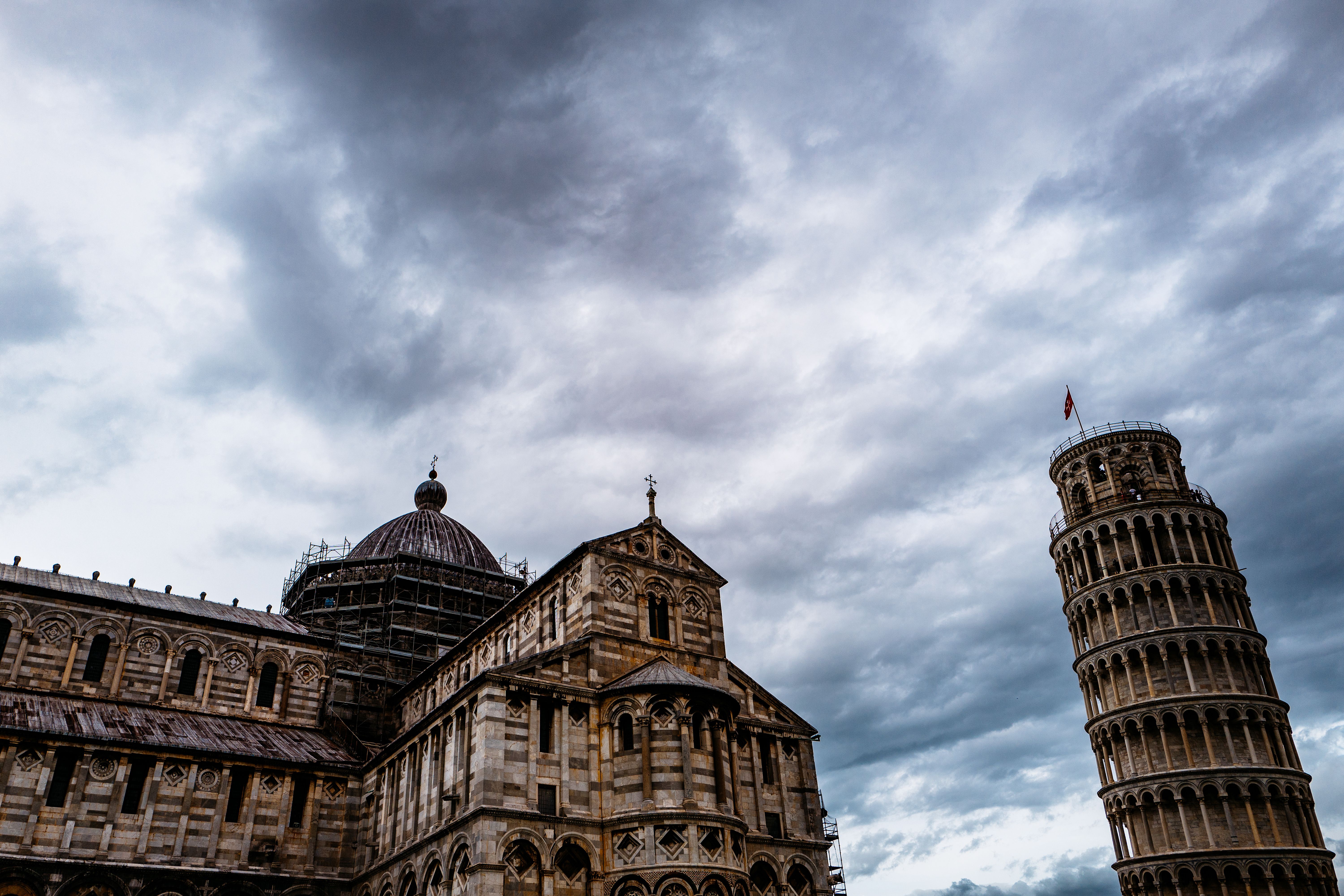 leaning tower pisa