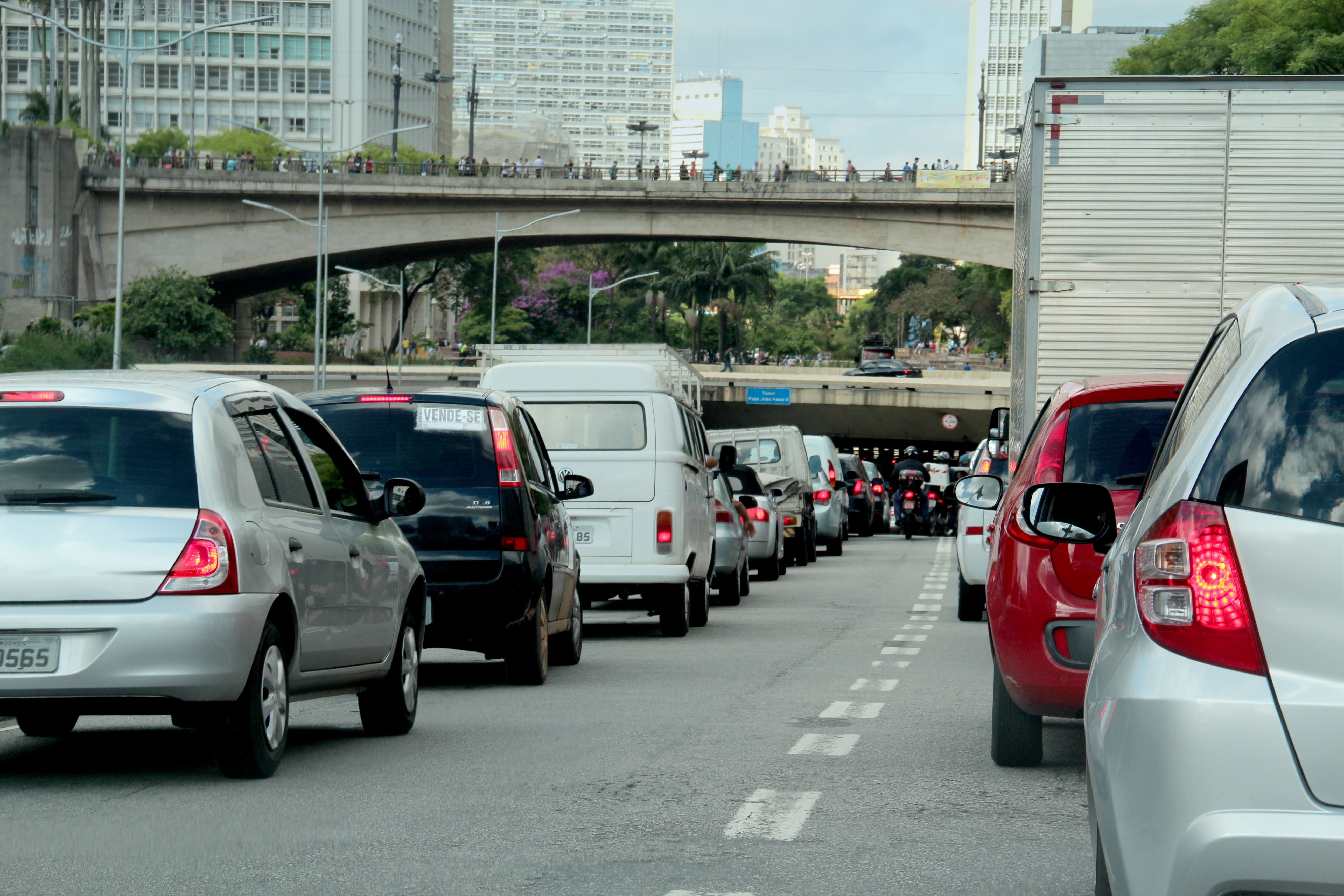 busy street sao paulo