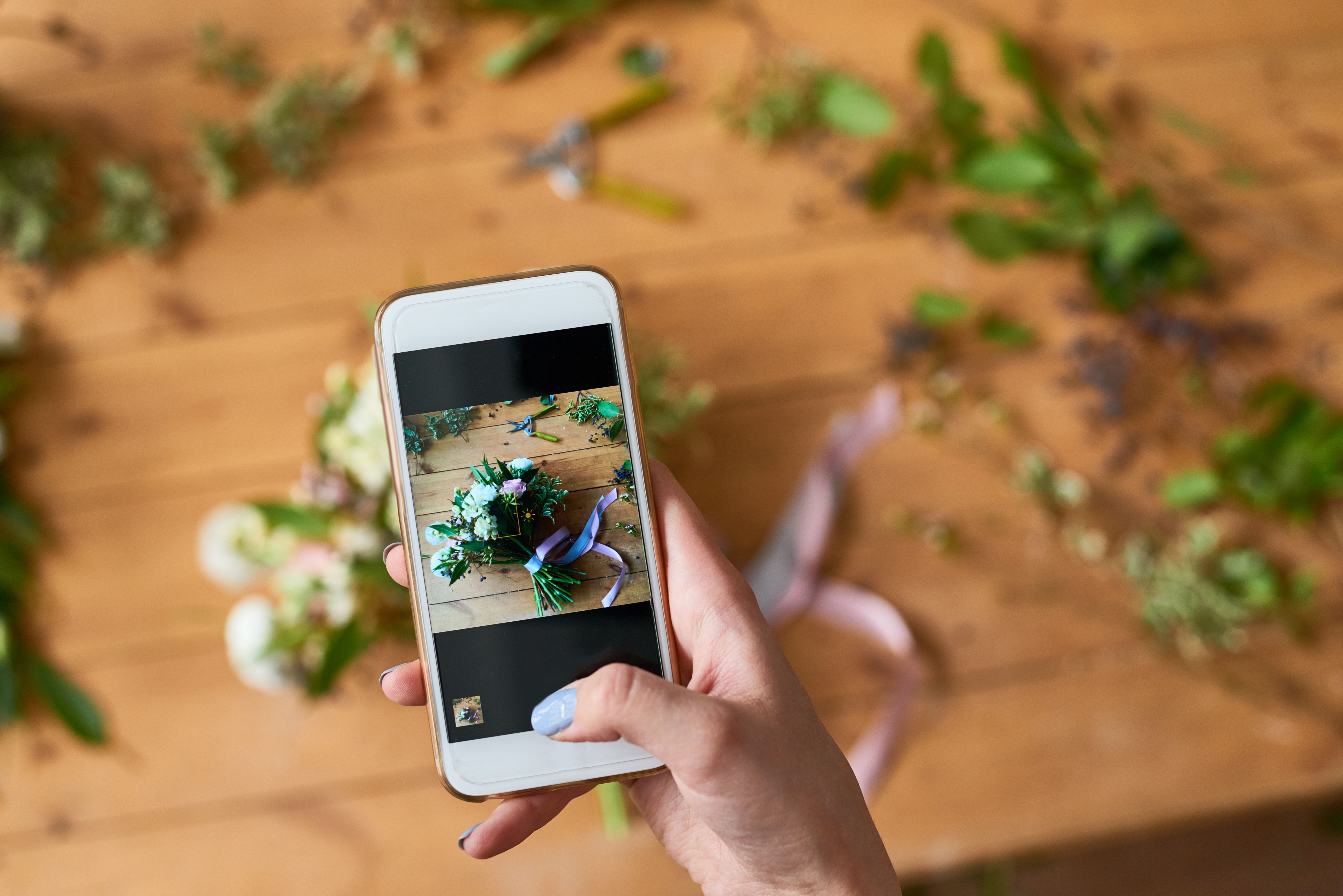 social media wedding