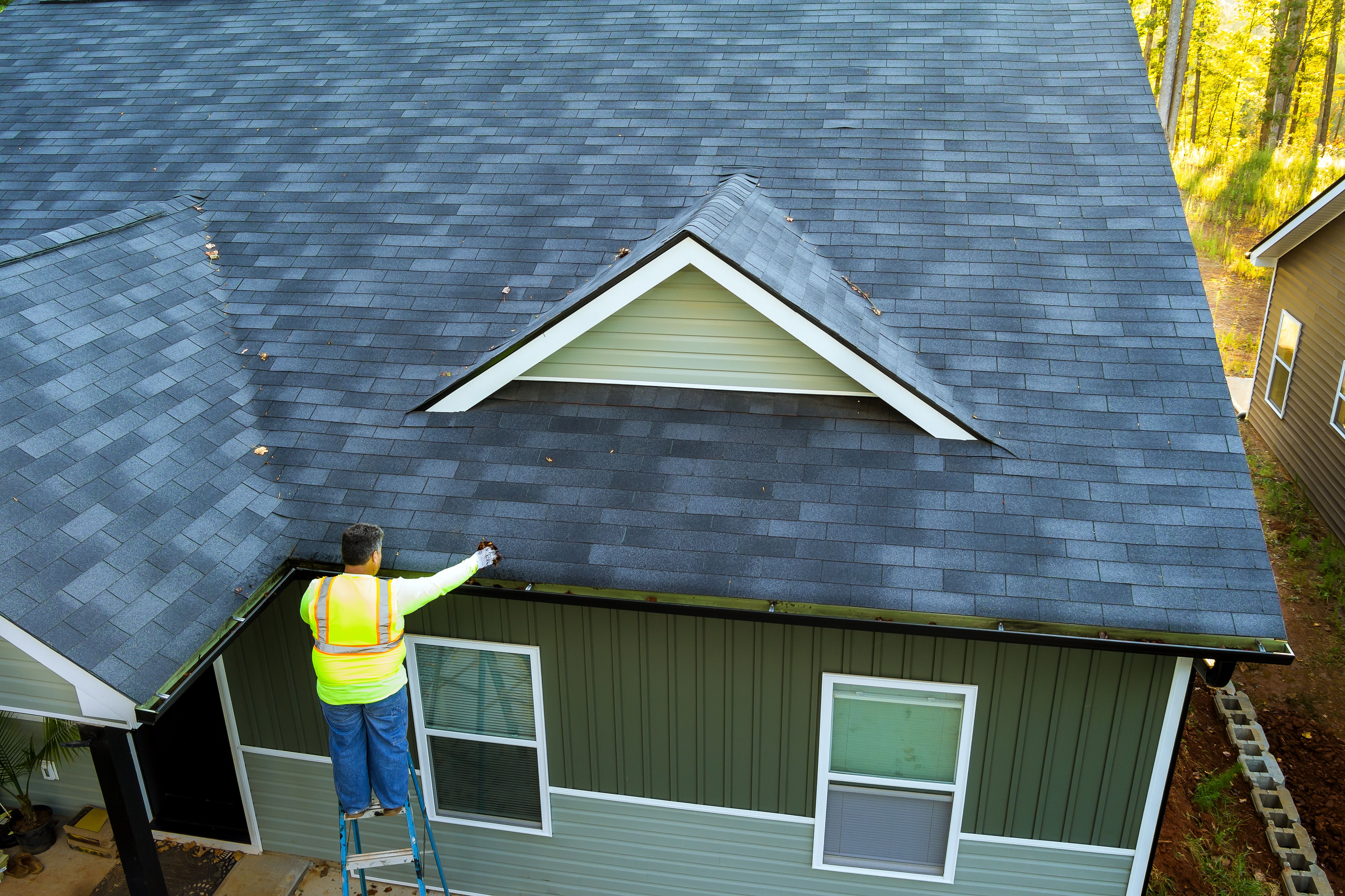 roof maintenance season