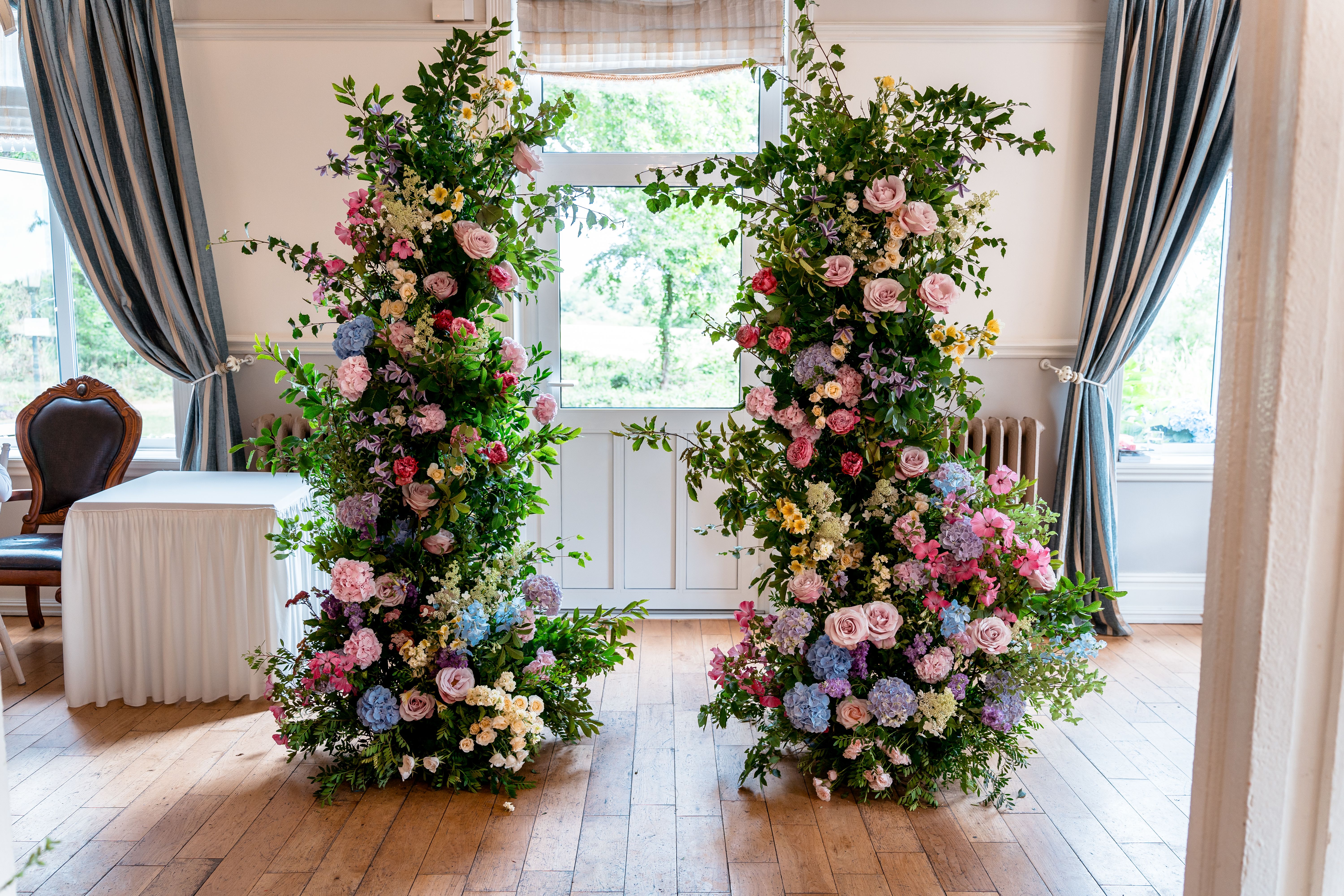 spring wedding decor
