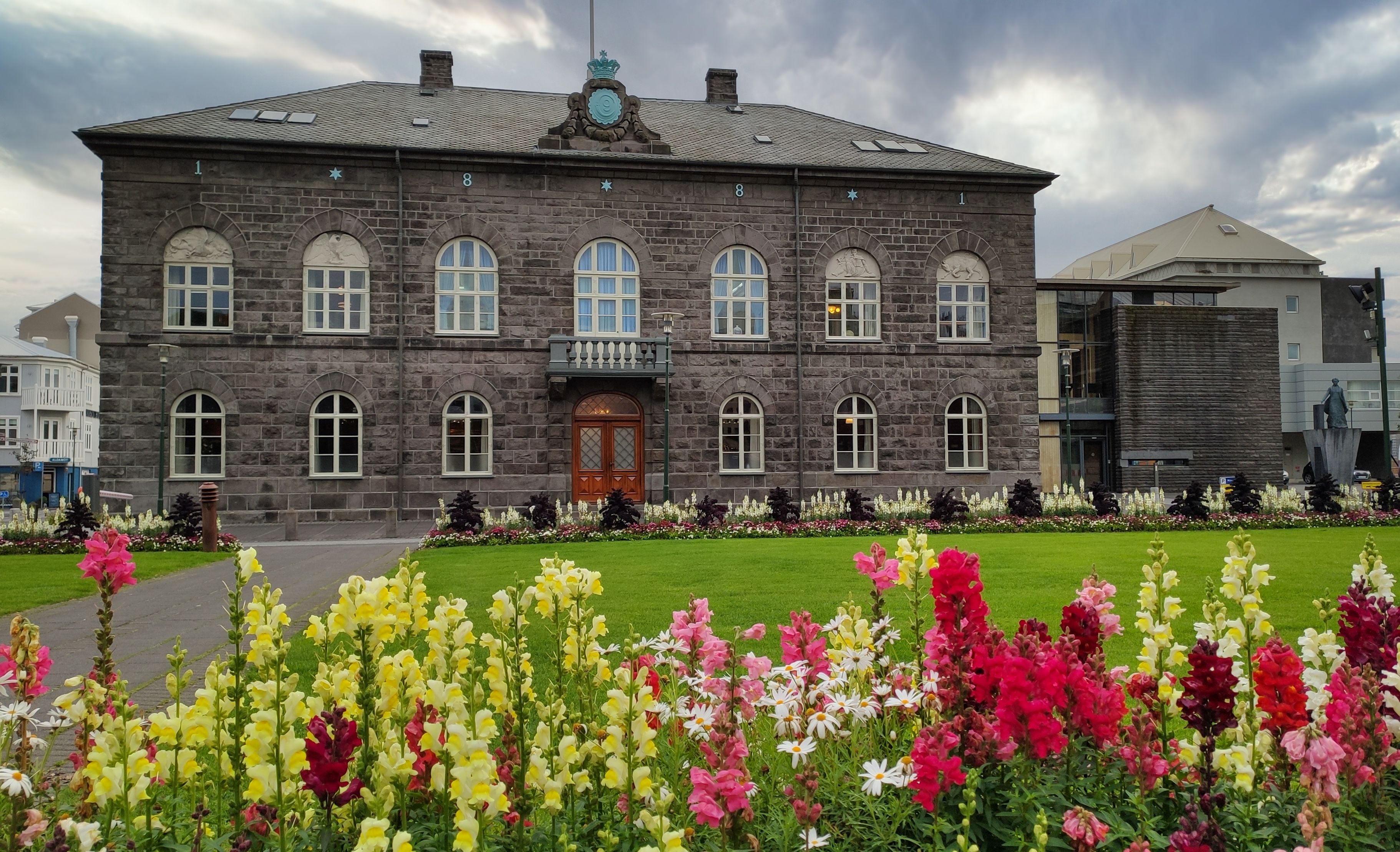Icelandic Parliament - Althingi Icelandic Parliament - Althingi