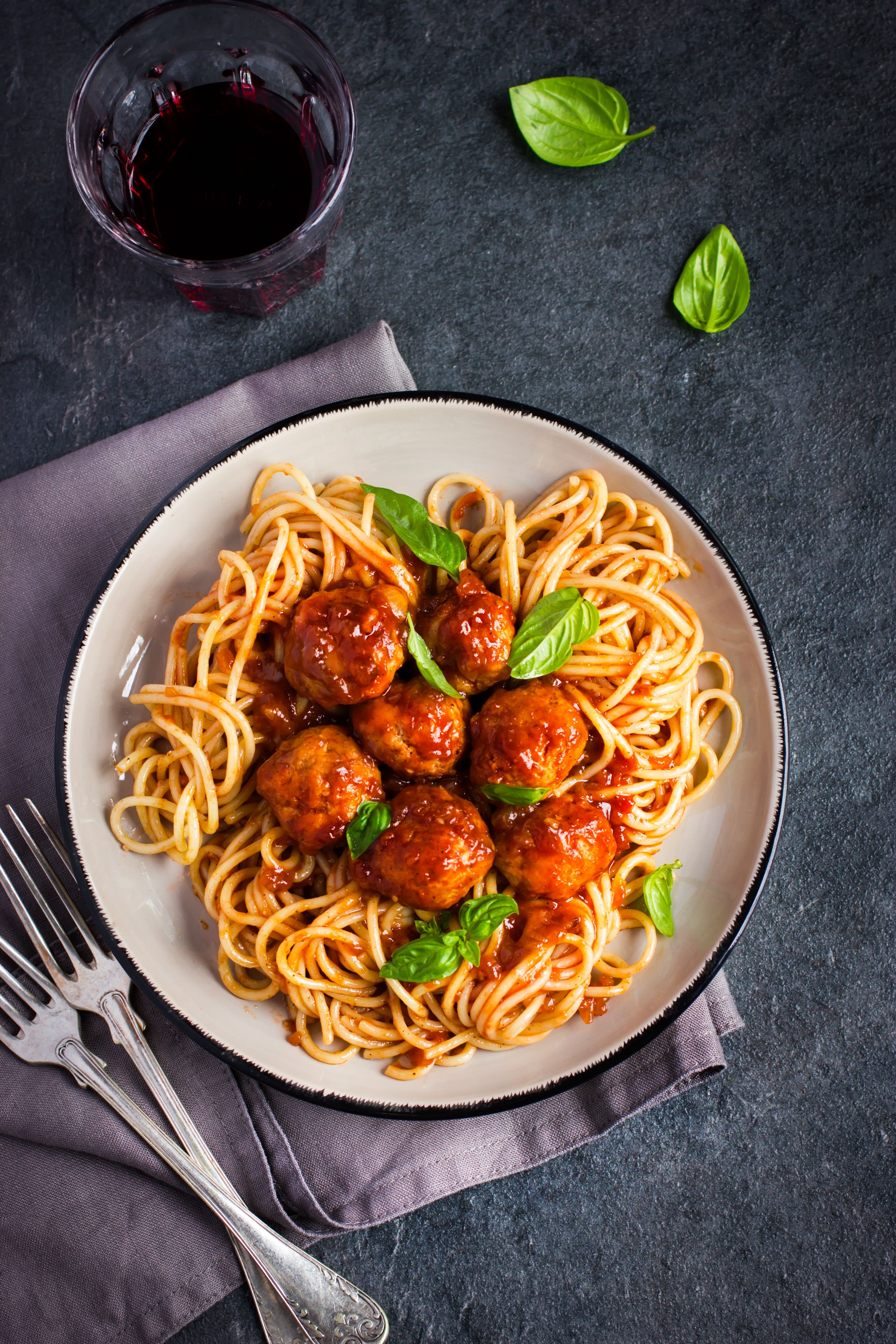 Spaghetty pasta  with meatballs and tomato sauce