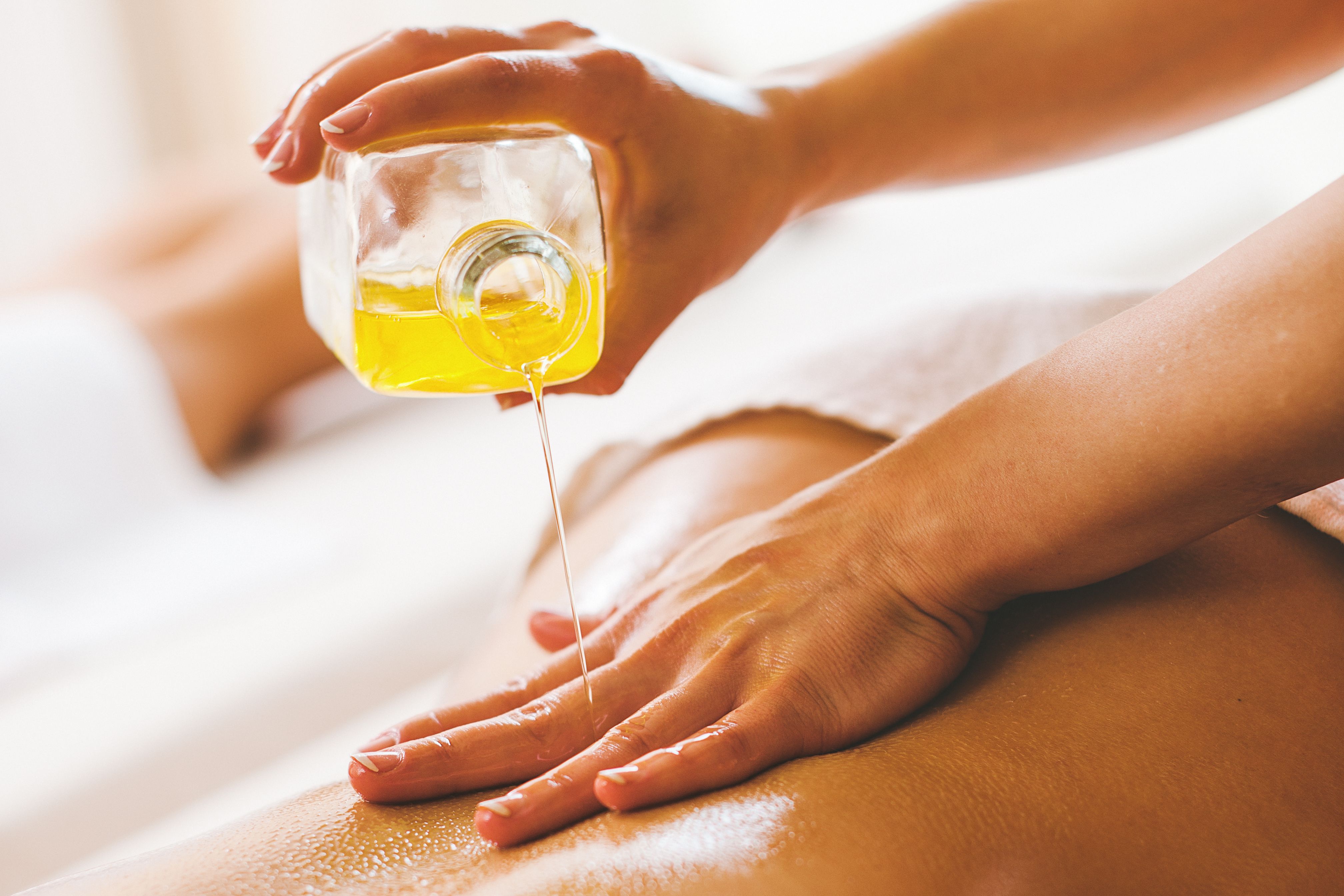 essential oils massage