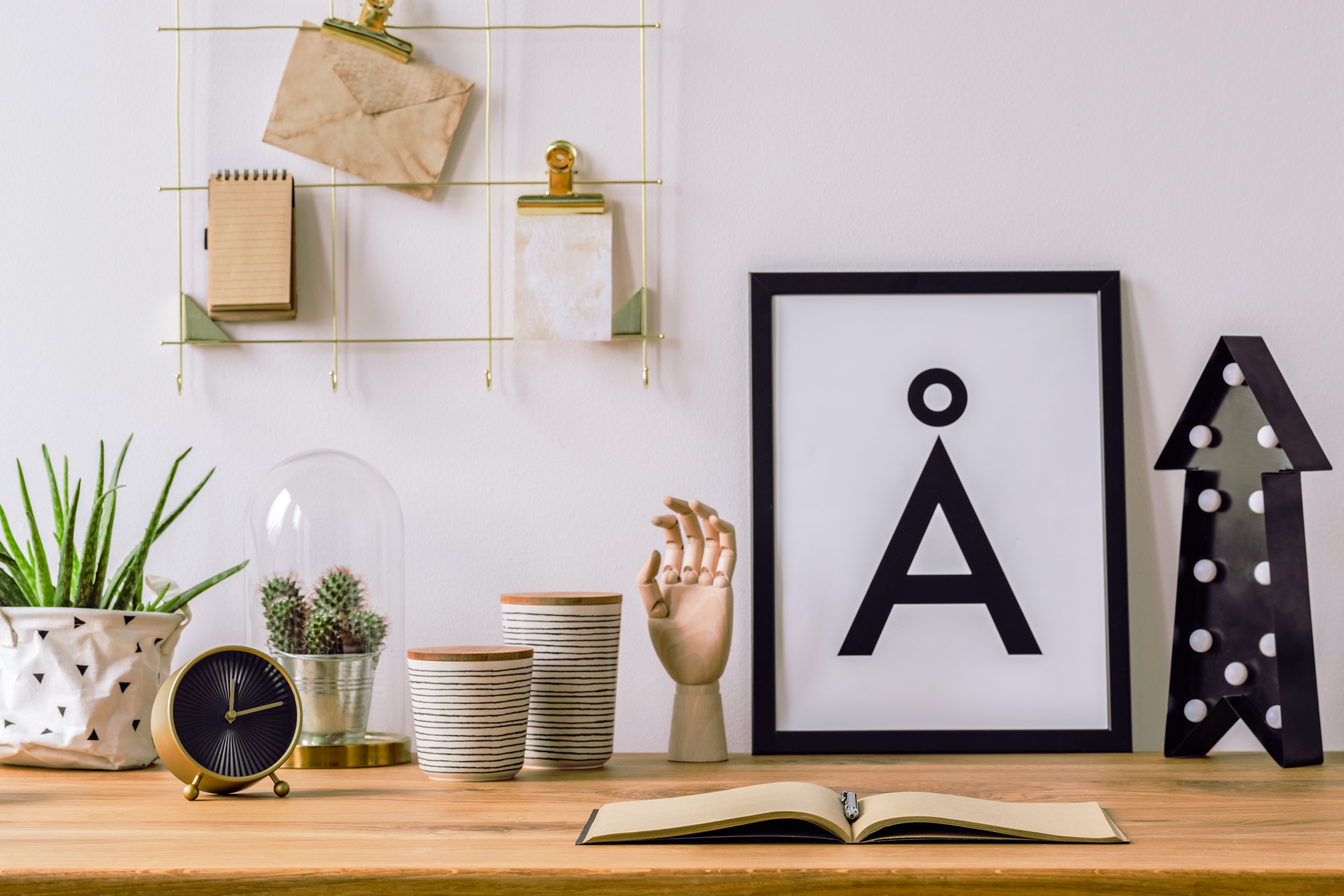 metal home accessories