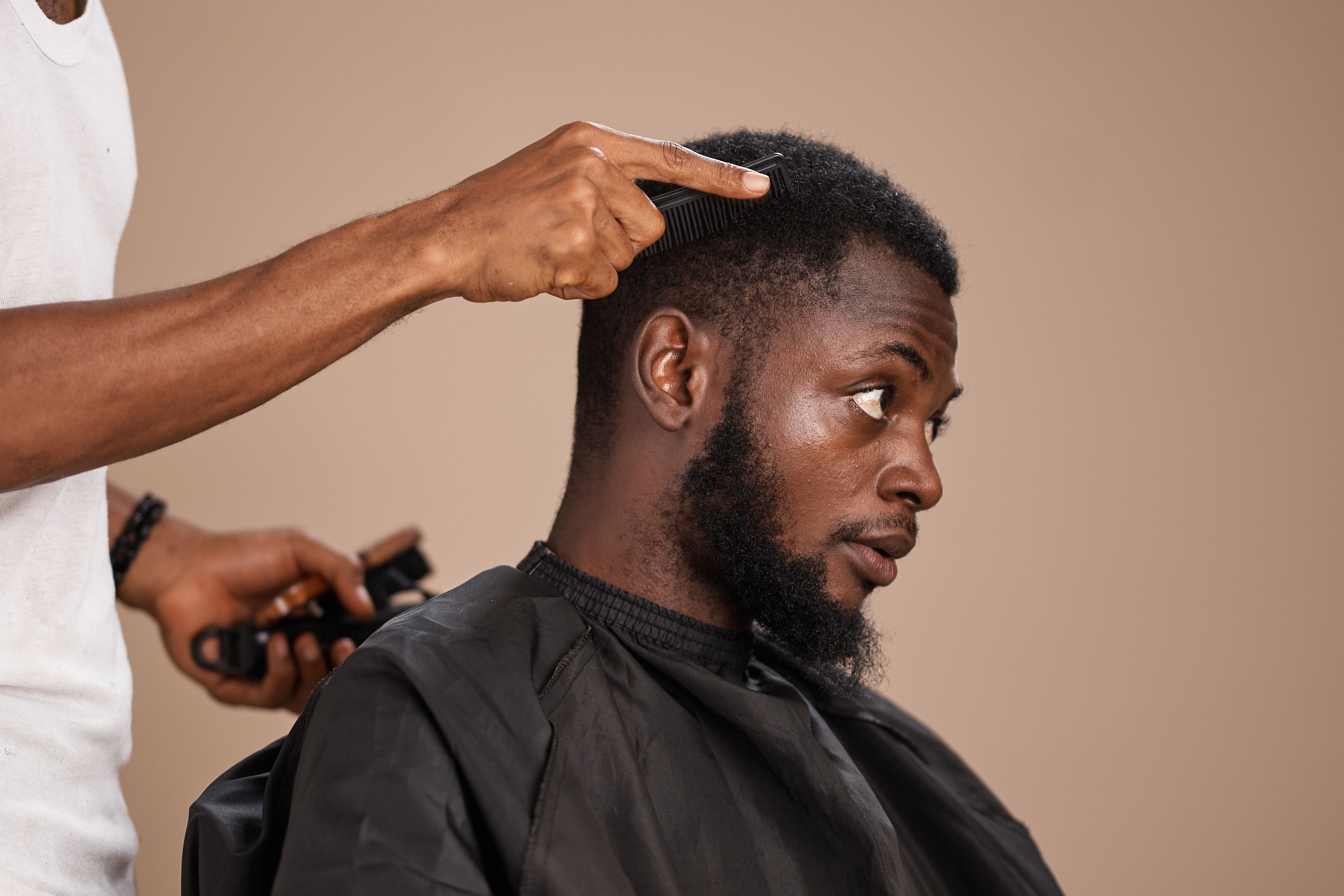 textured hairstyle men