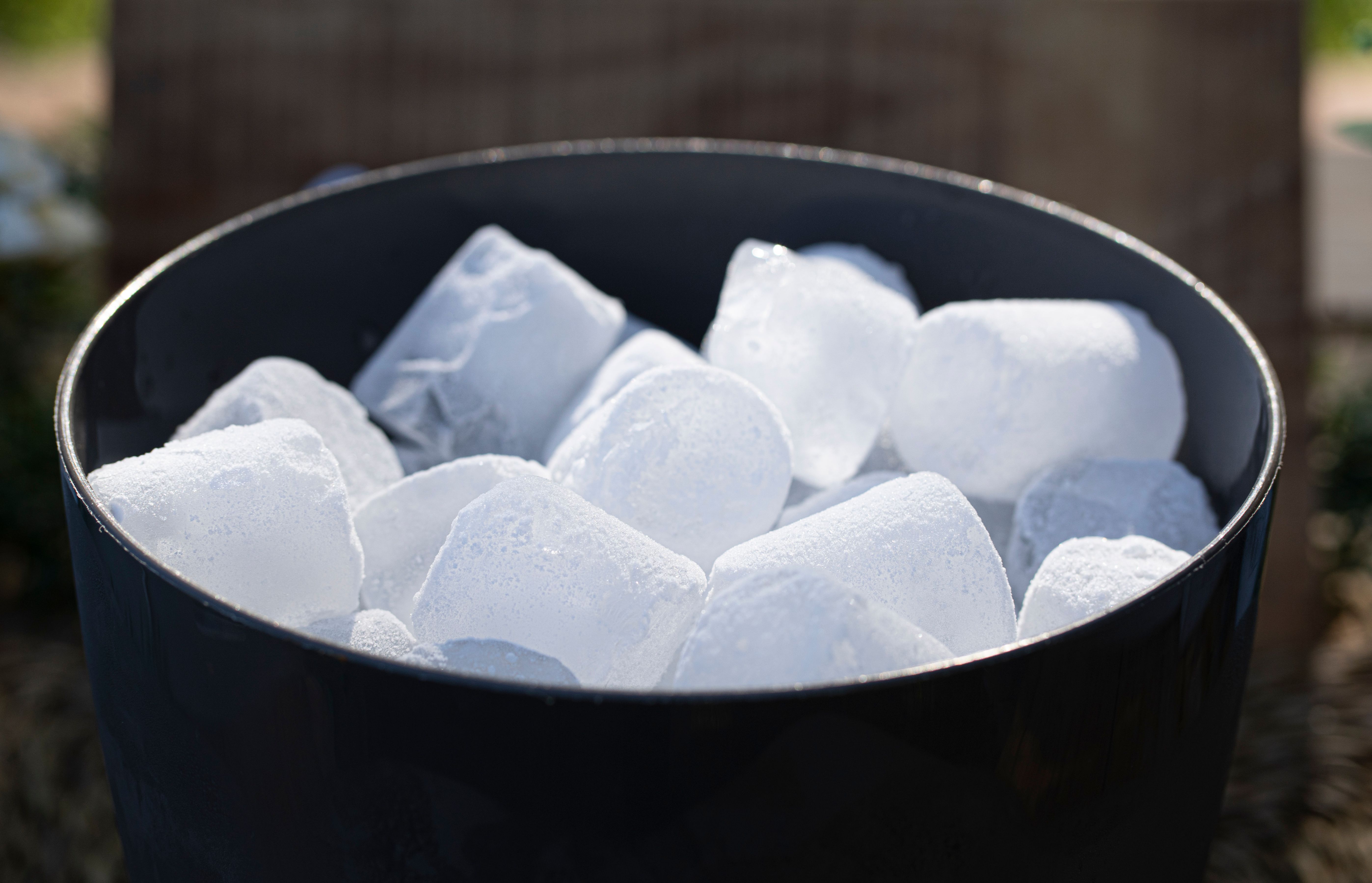 bucket full of ice cubes for cold drinks