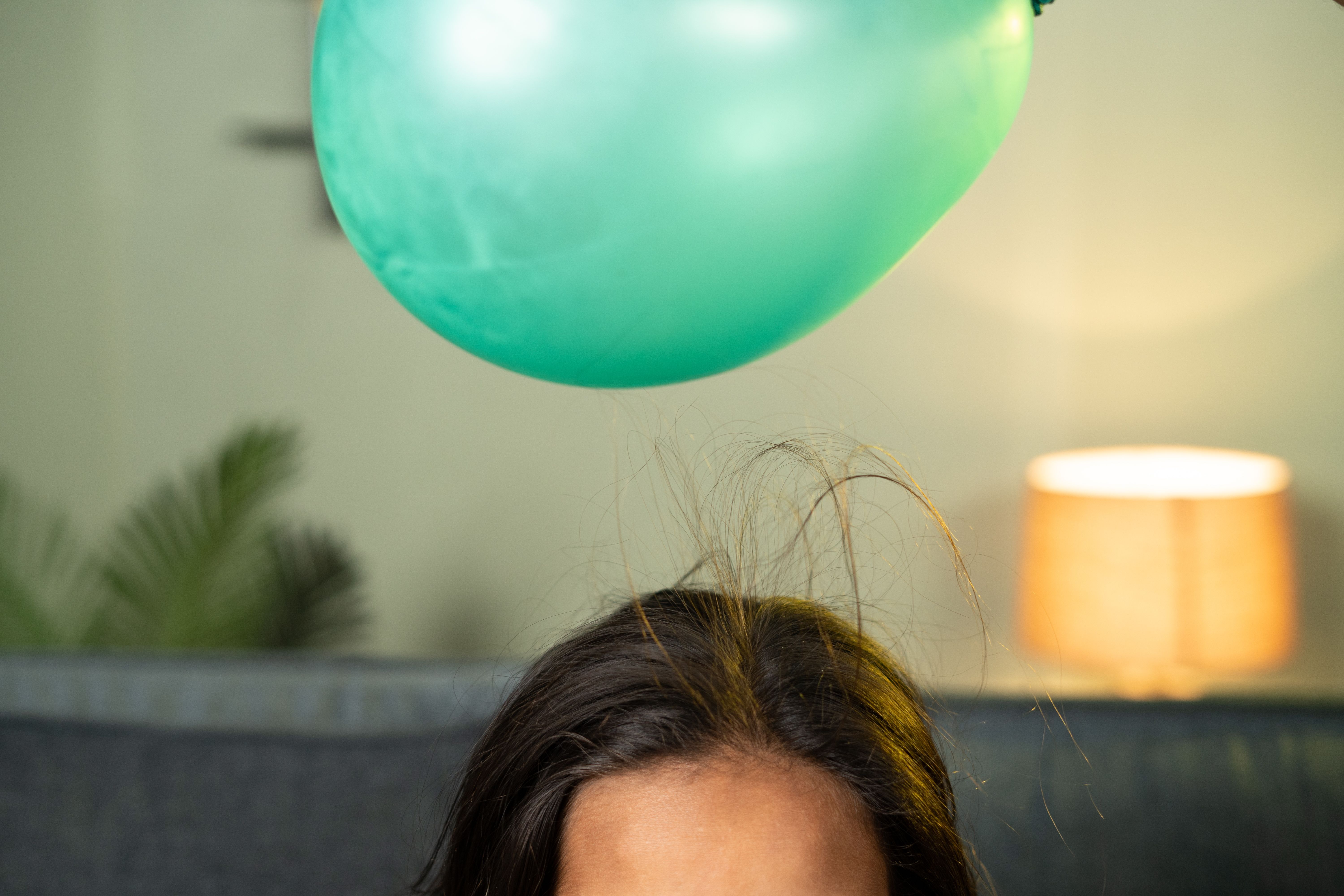 static electricity balloon