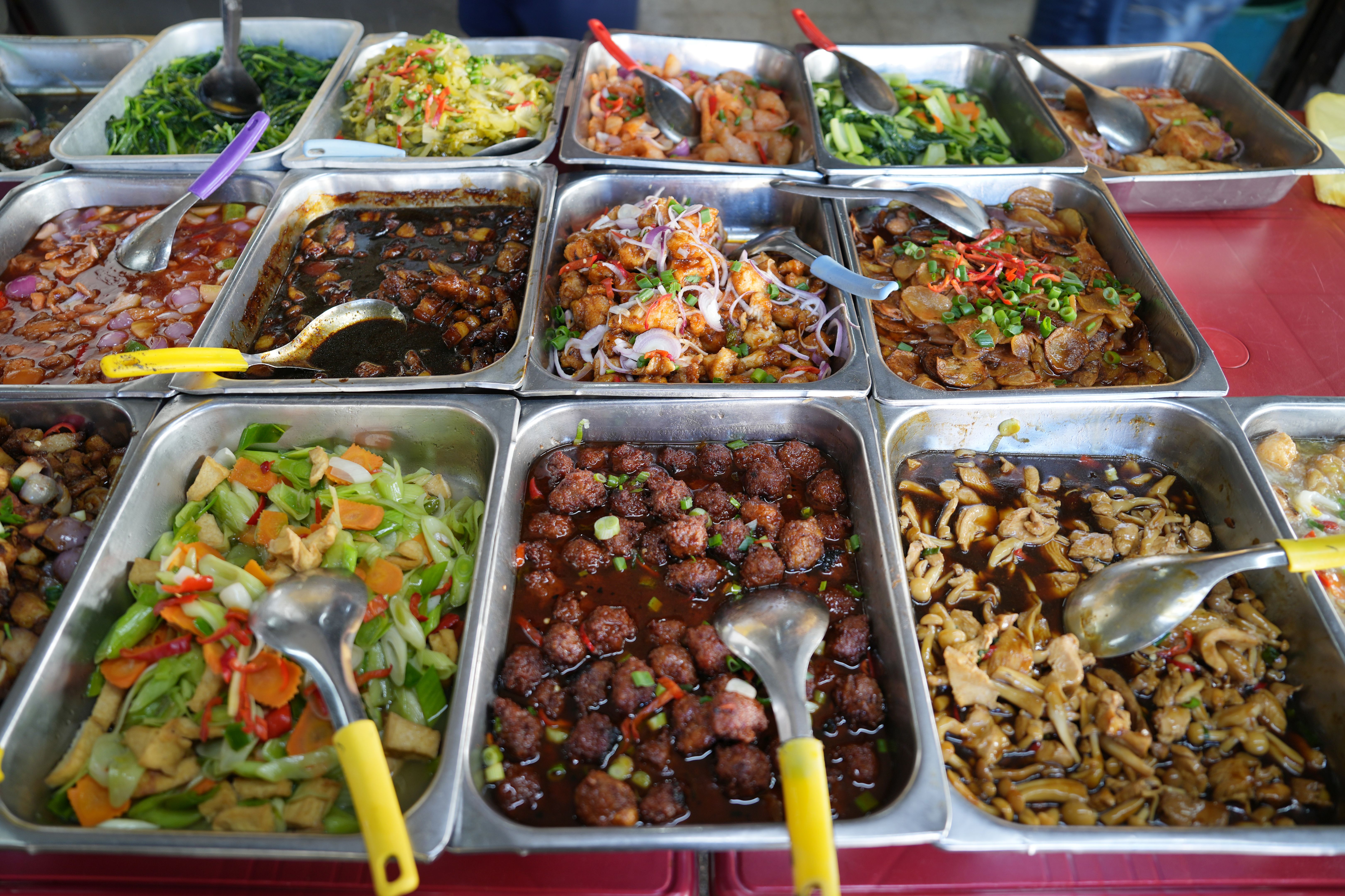 affordable party food