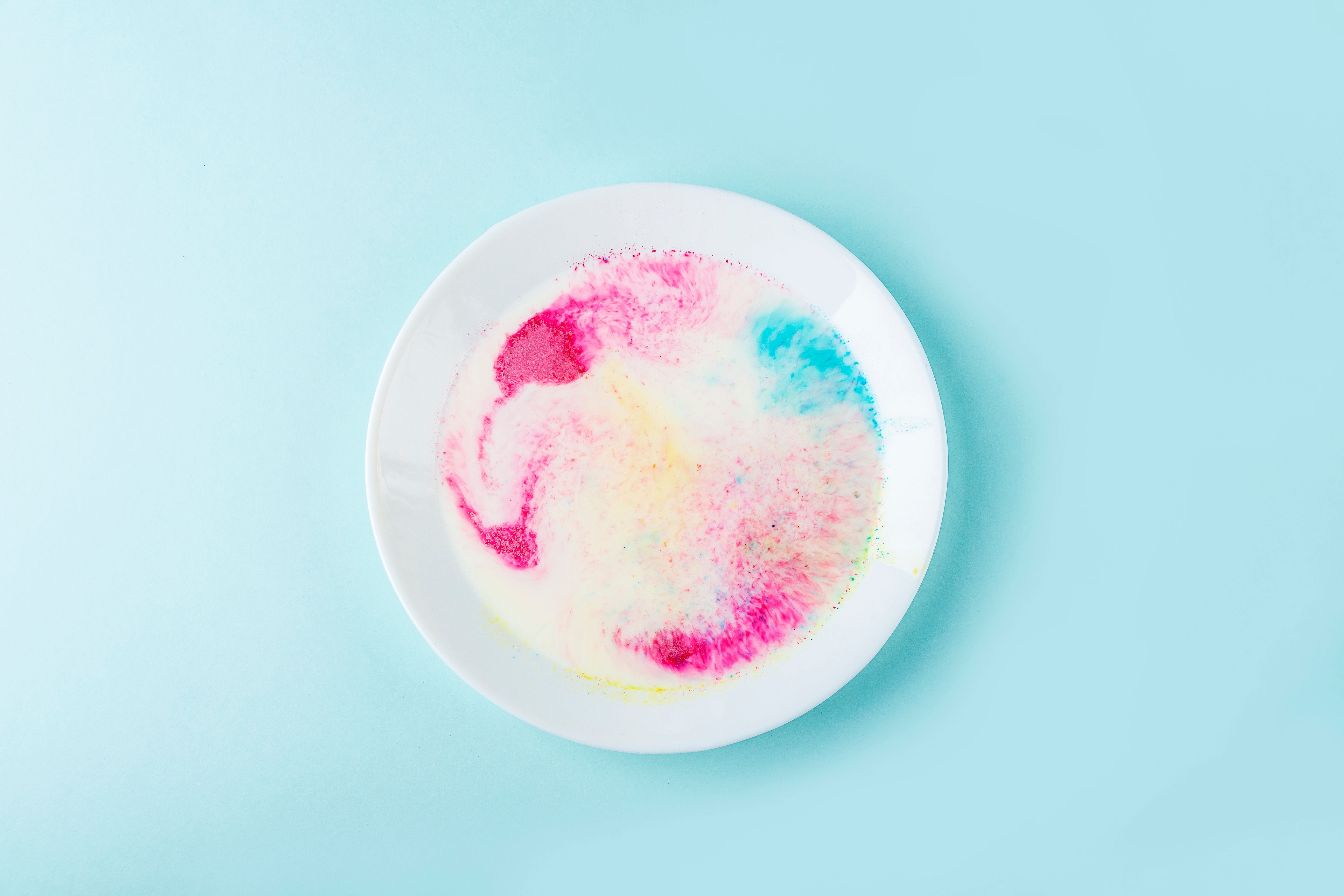 colorful milk experiment