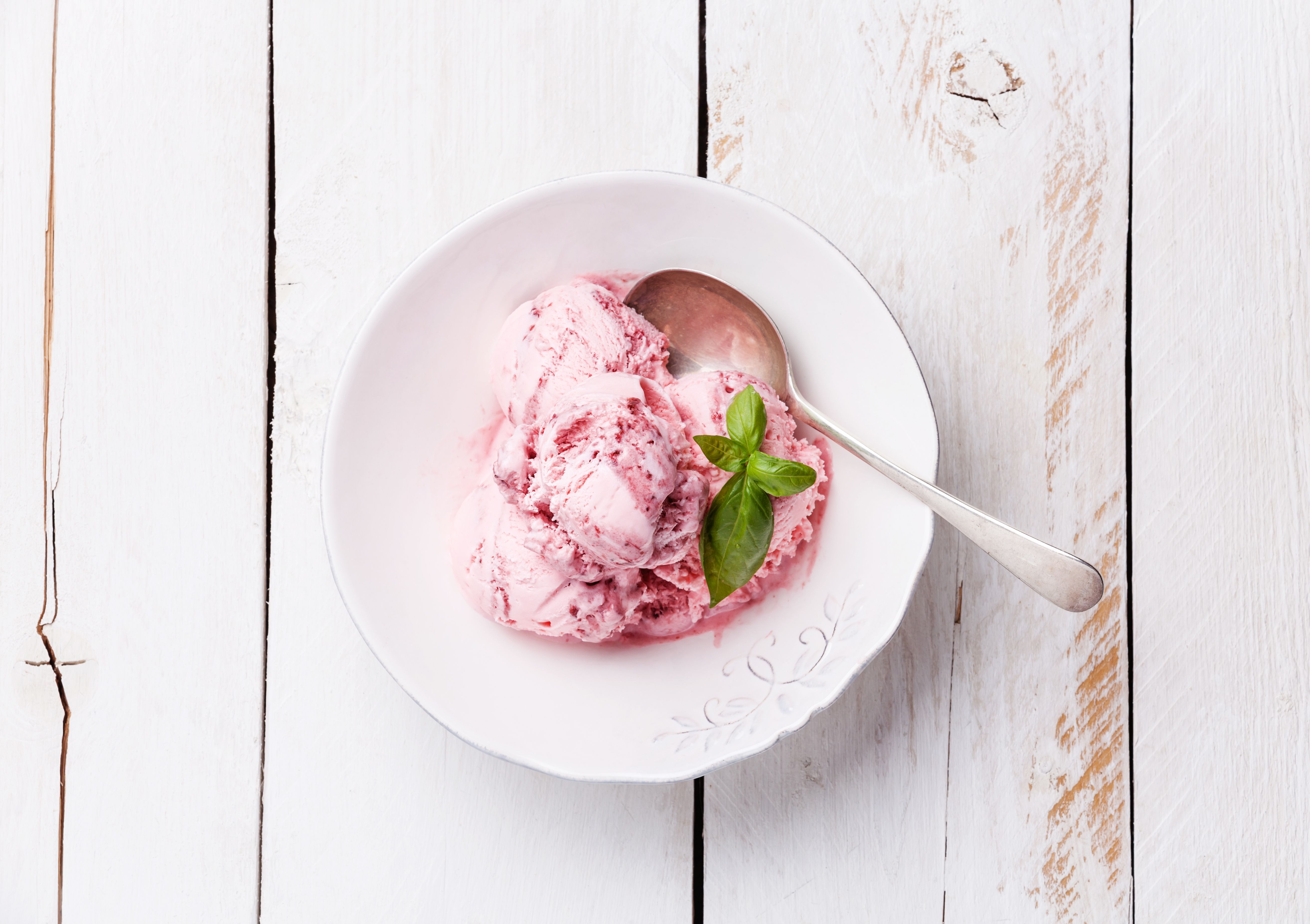 strawberry basil ice cream