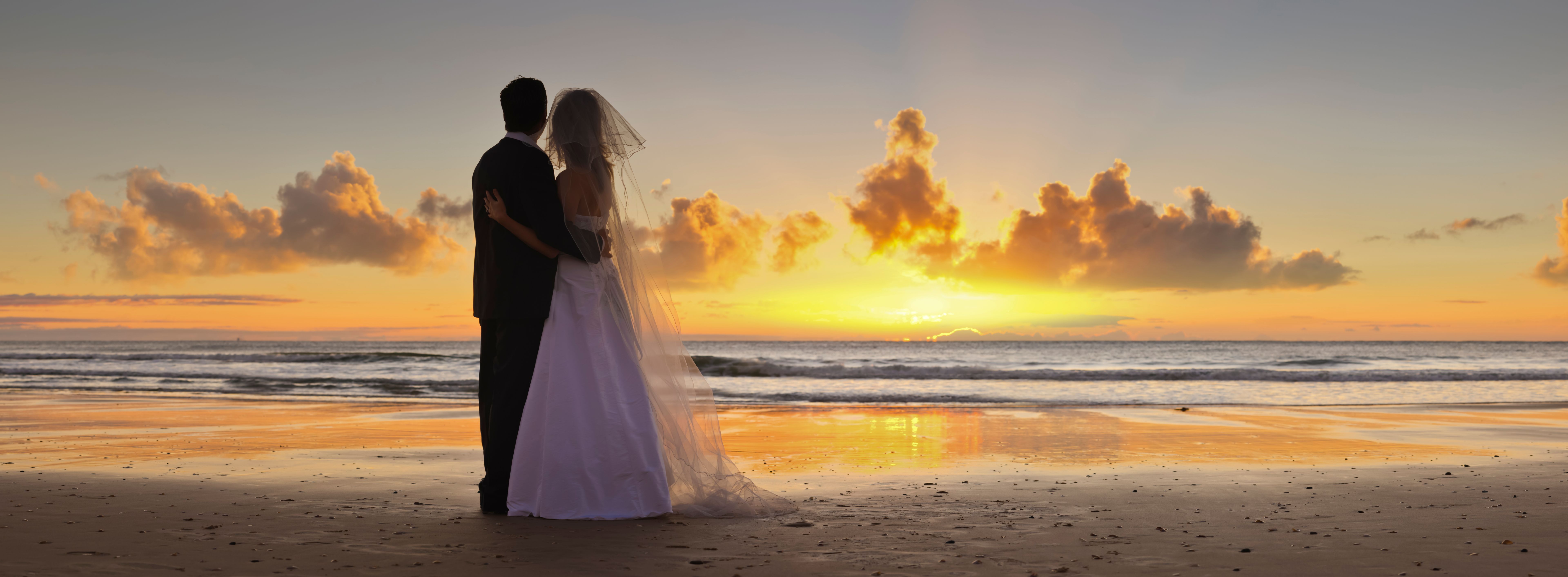 beach wedding sunset