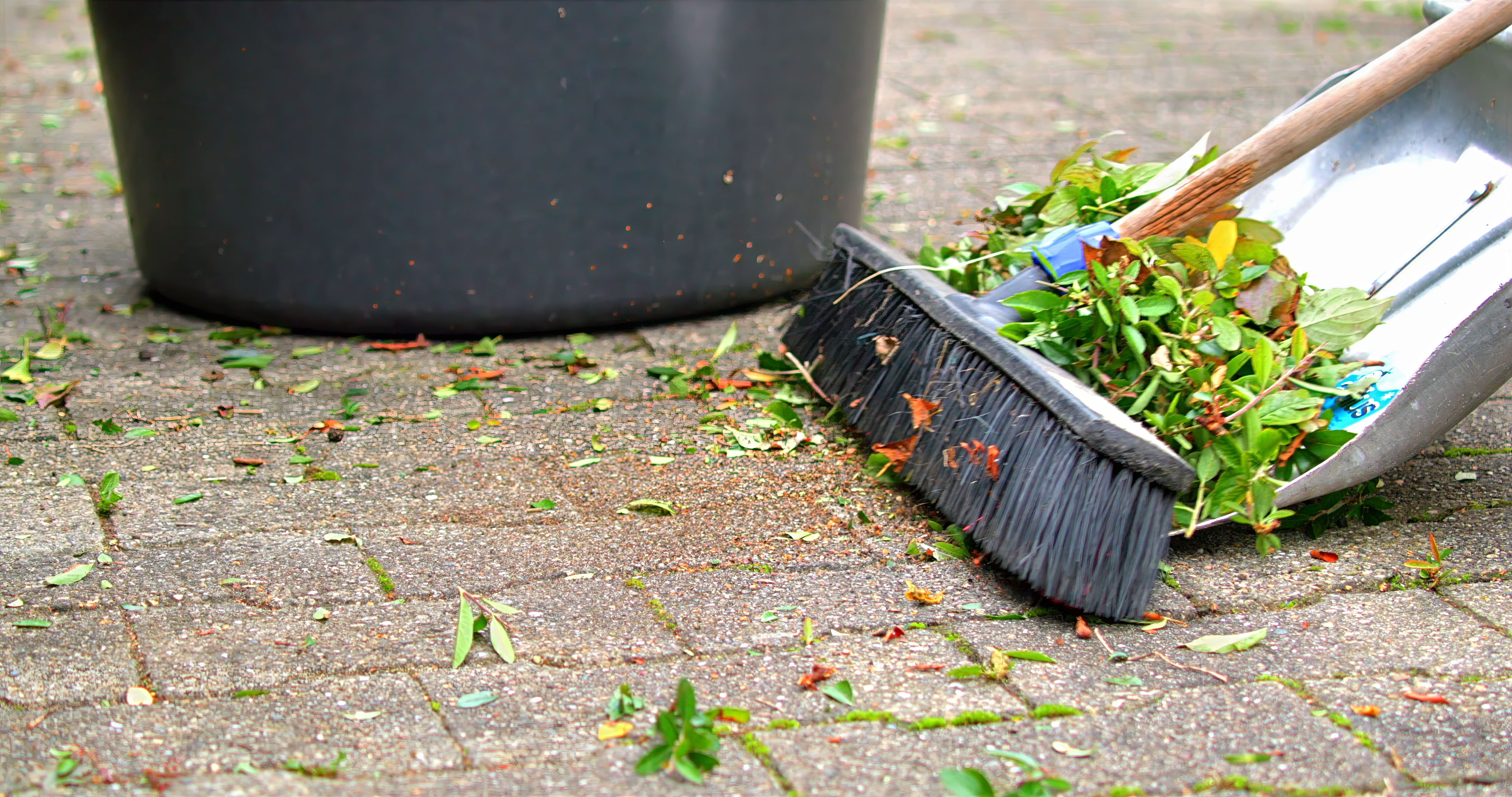 outdoor patio cleaning