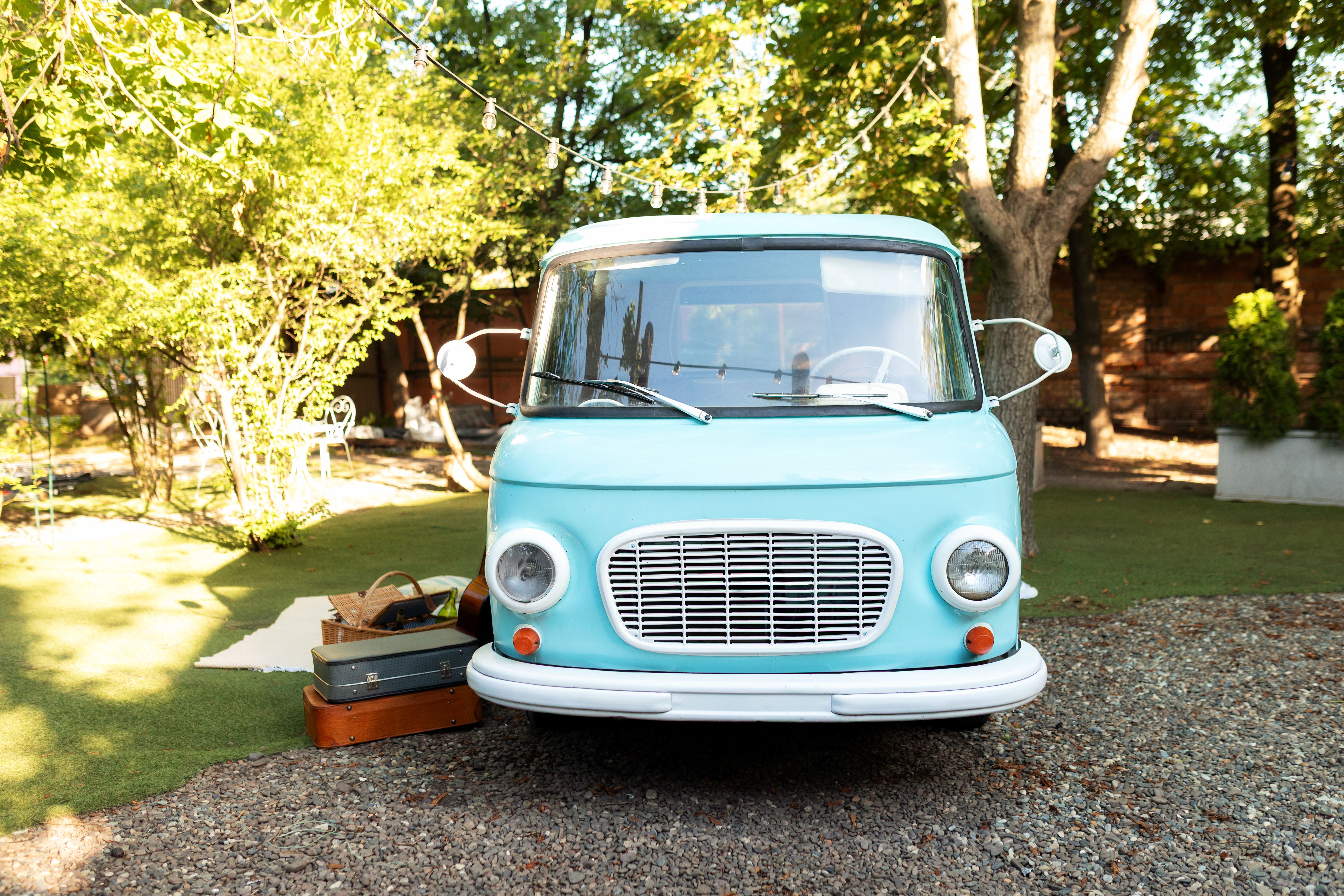 vintage truck wedding