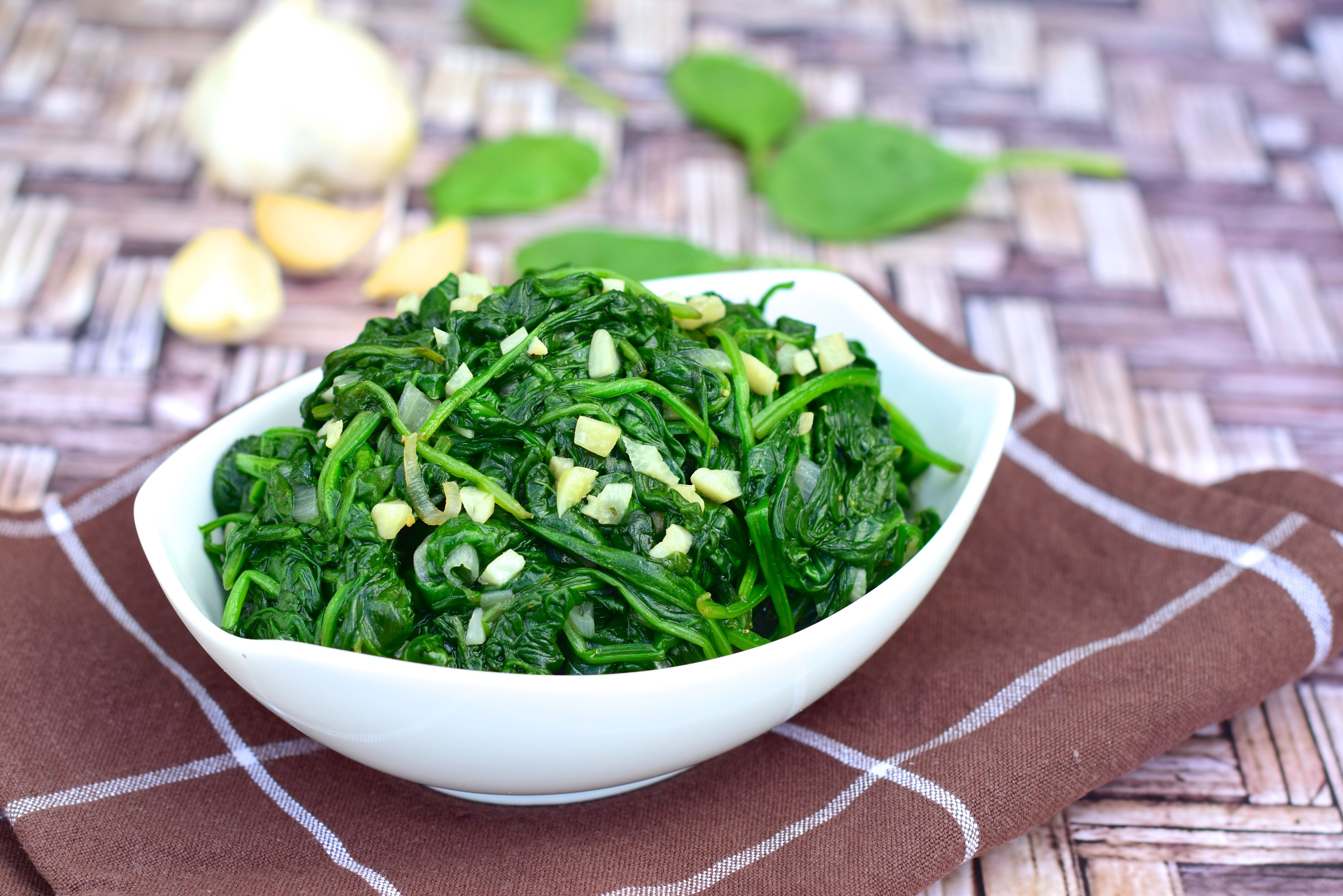 spinach garlic