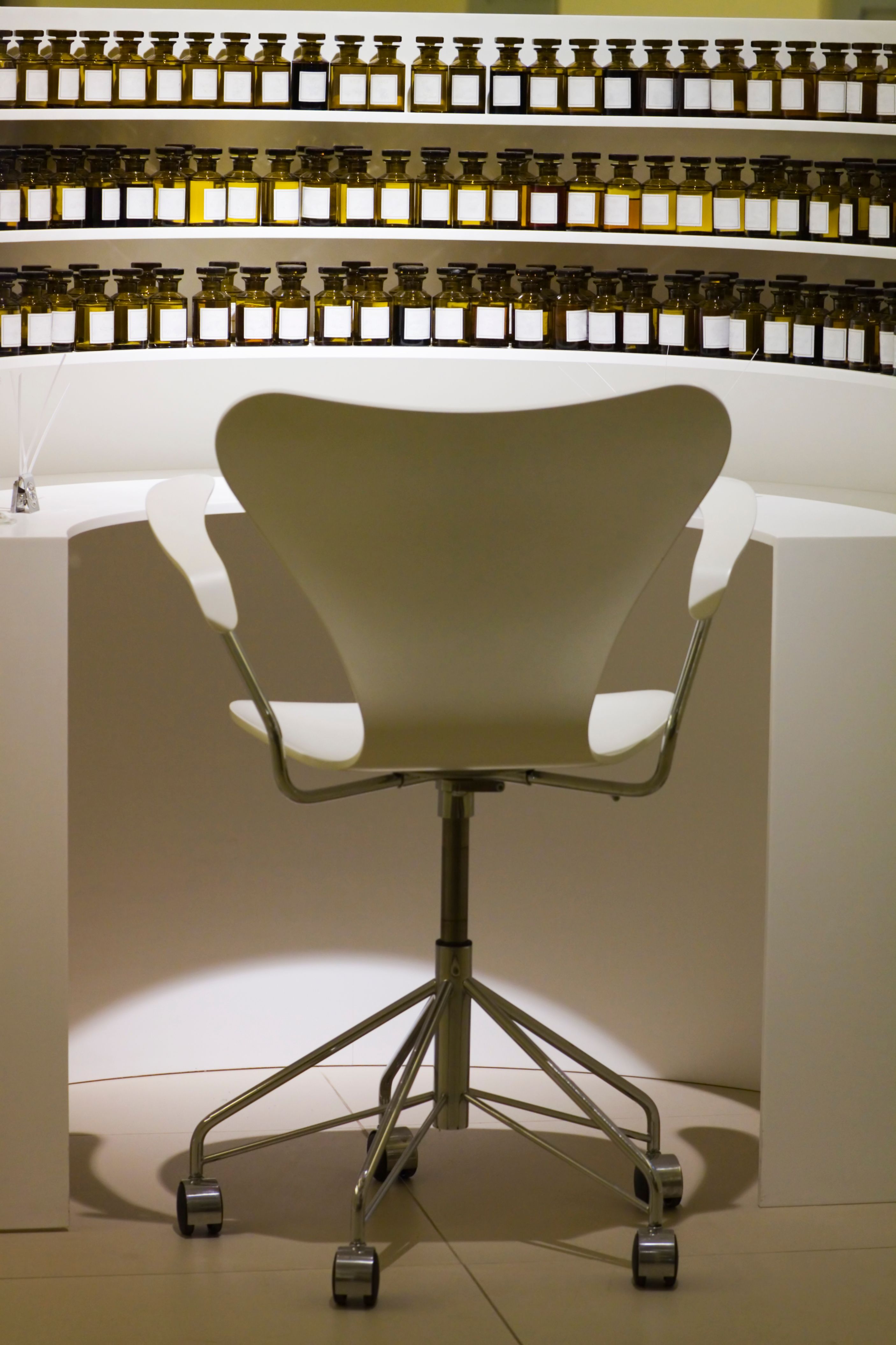 mixing essential oils