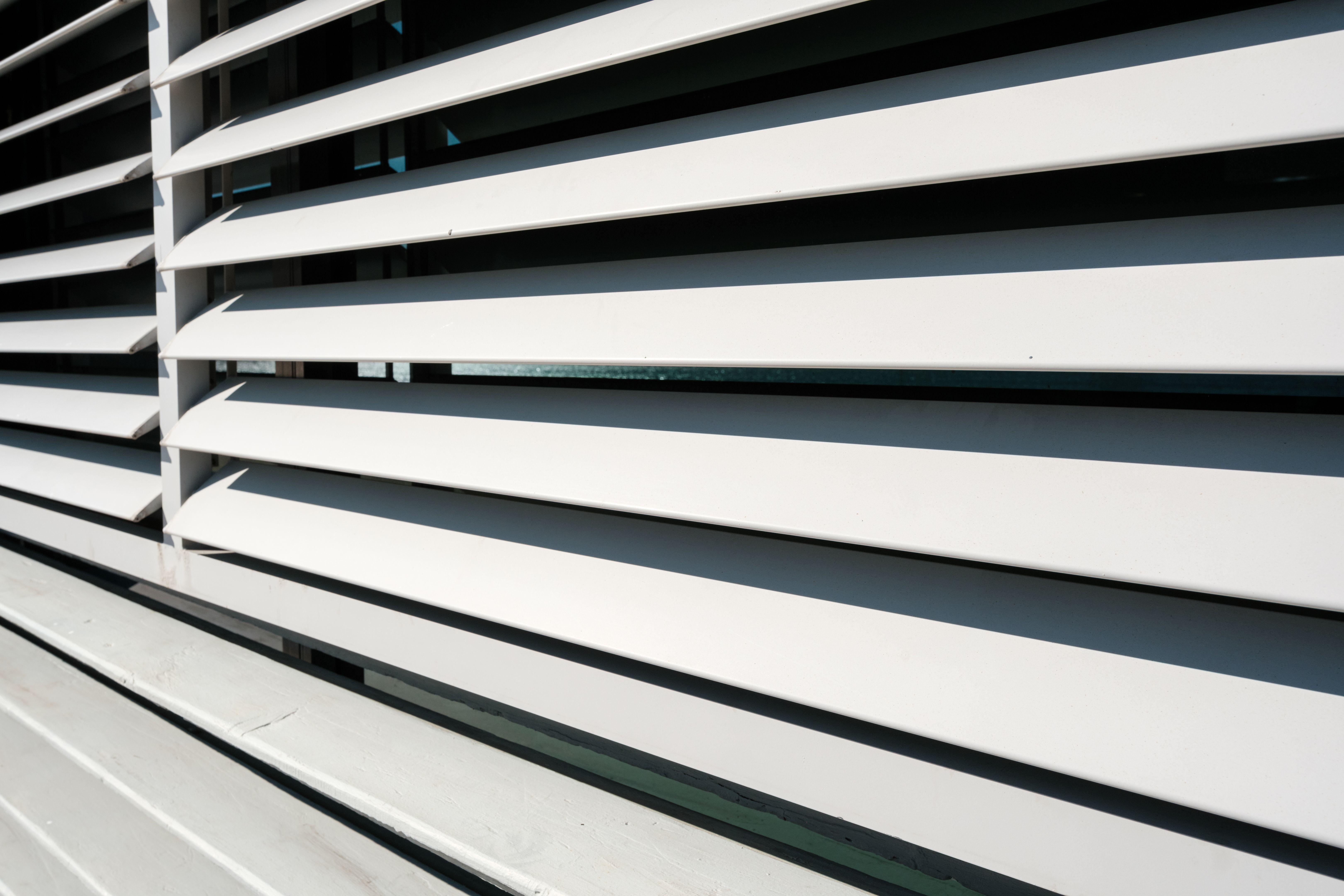 screening louvres winter