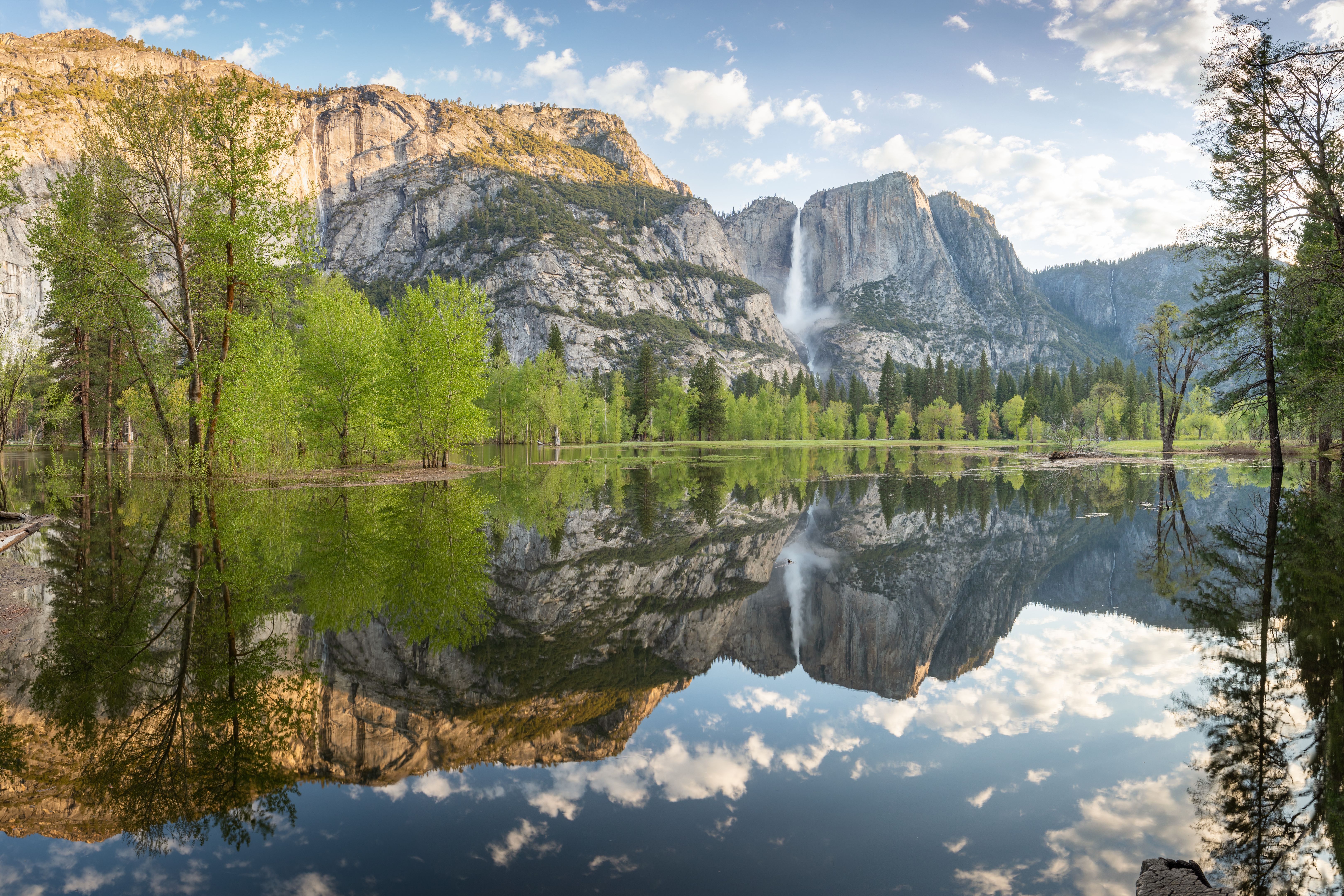 Upper Yosemite Falls as seen from Yosemite Valley, Yosemite National Park, California, USA
Low clouds lay in the valley.