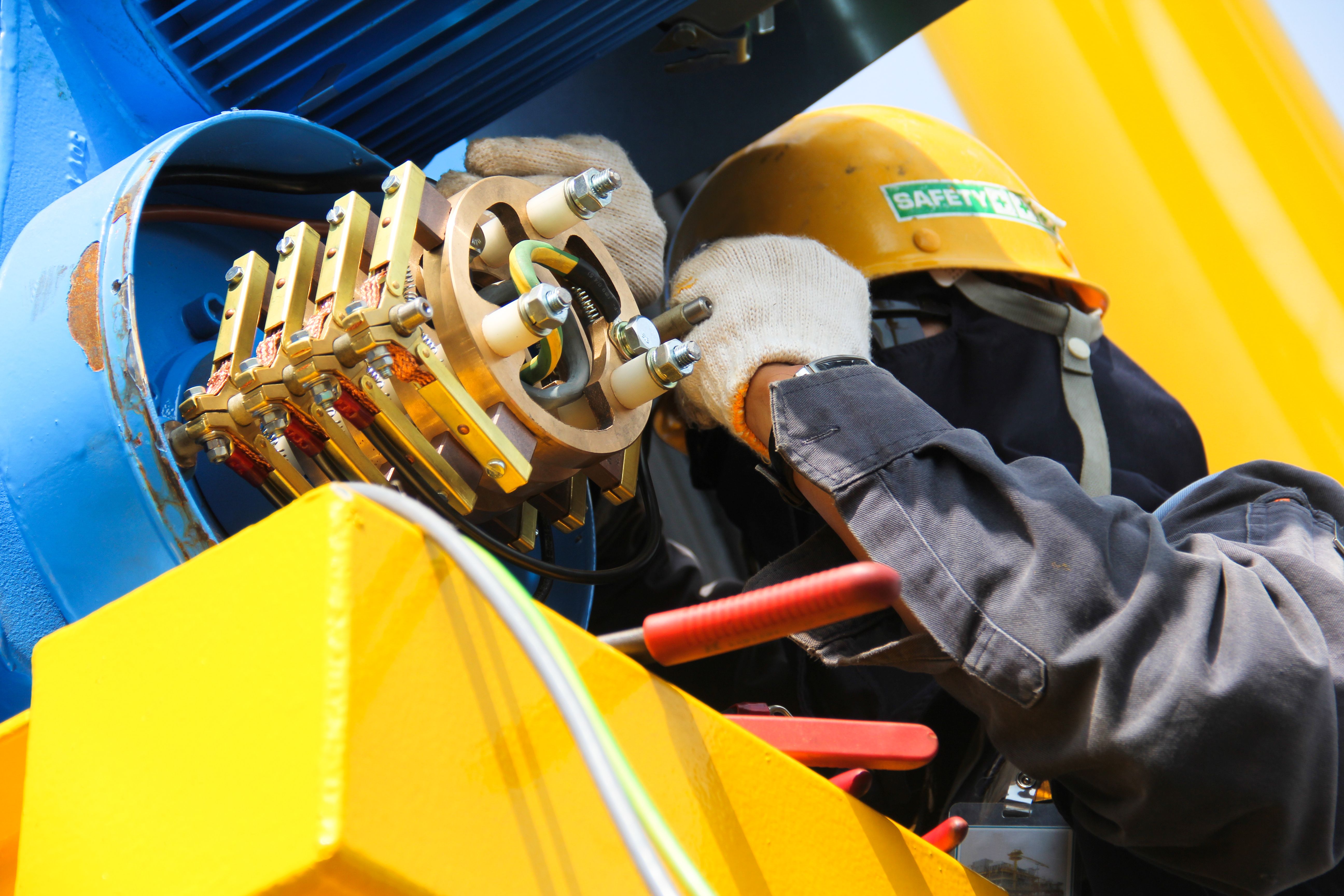 crane maintenance