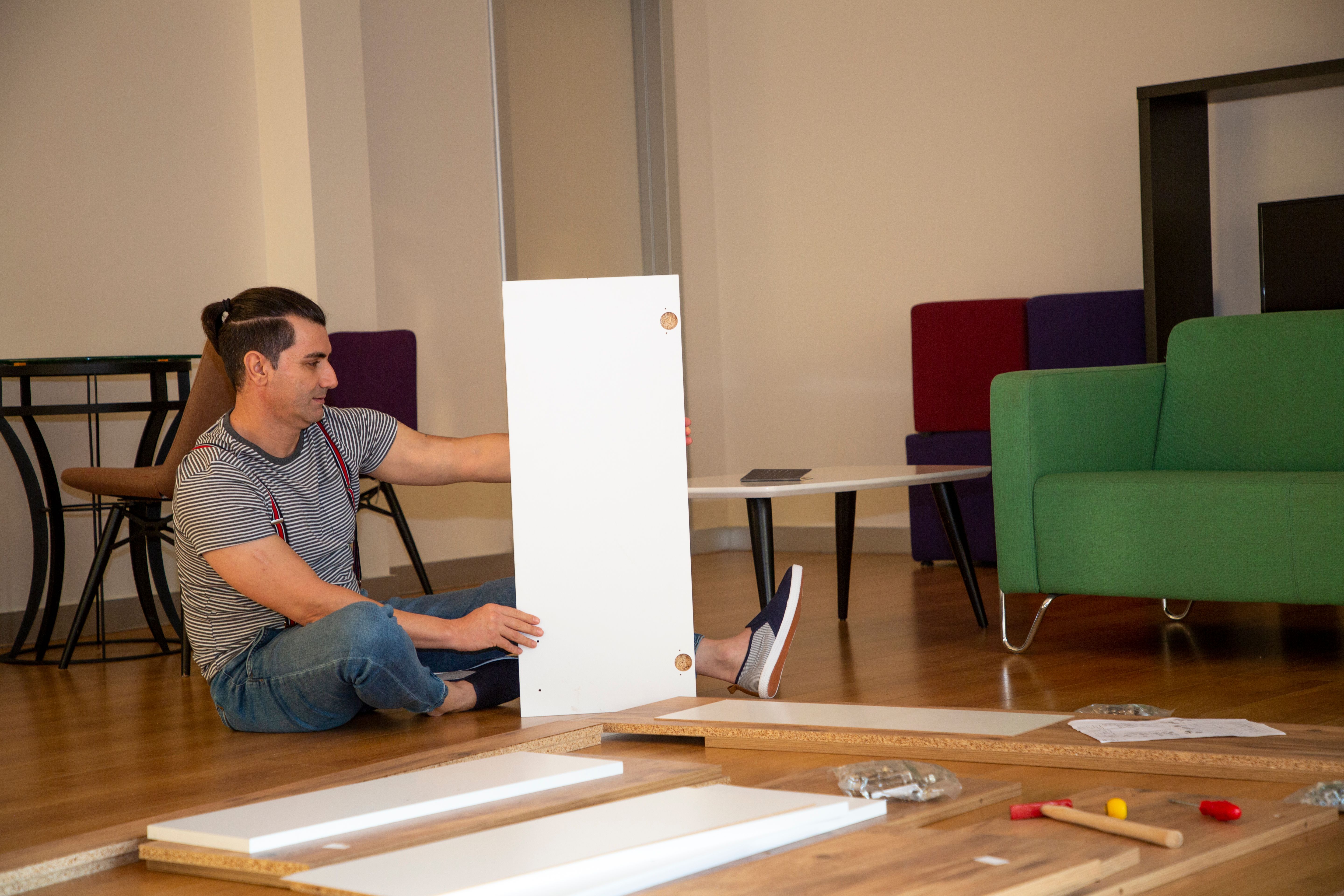 Om imprejmuit de mobilier nemontat