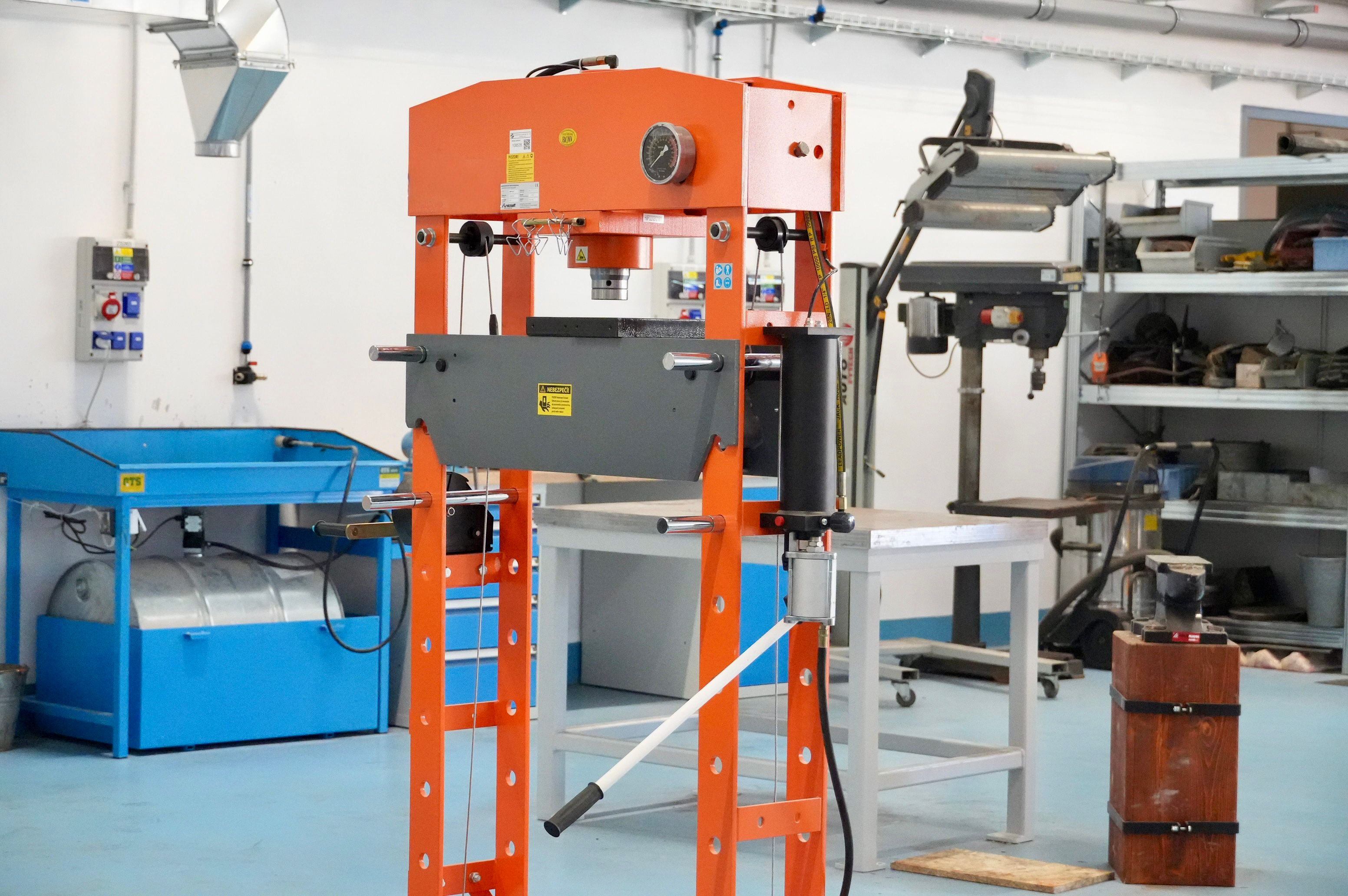 engineering workshop