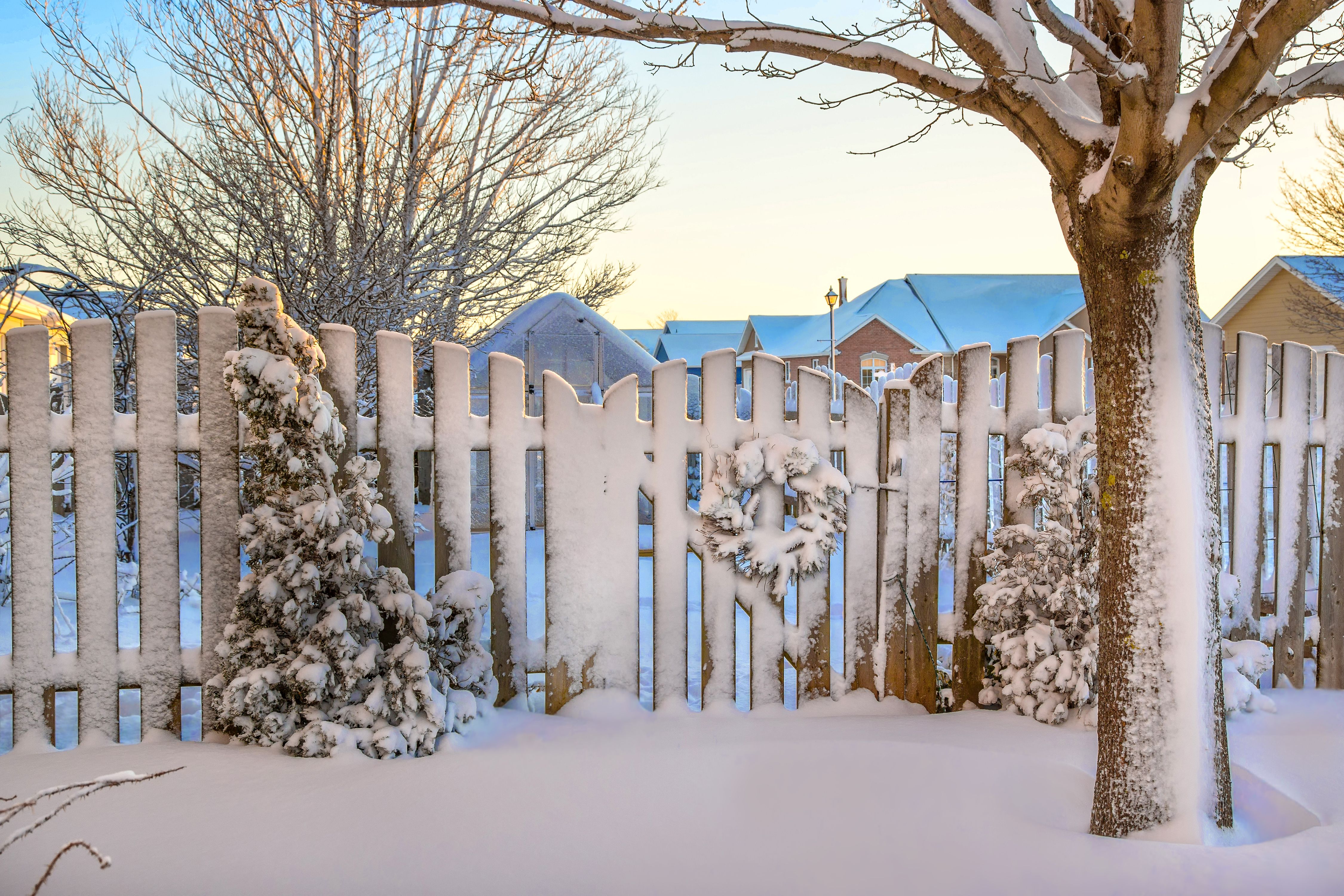 winter fence maintenance