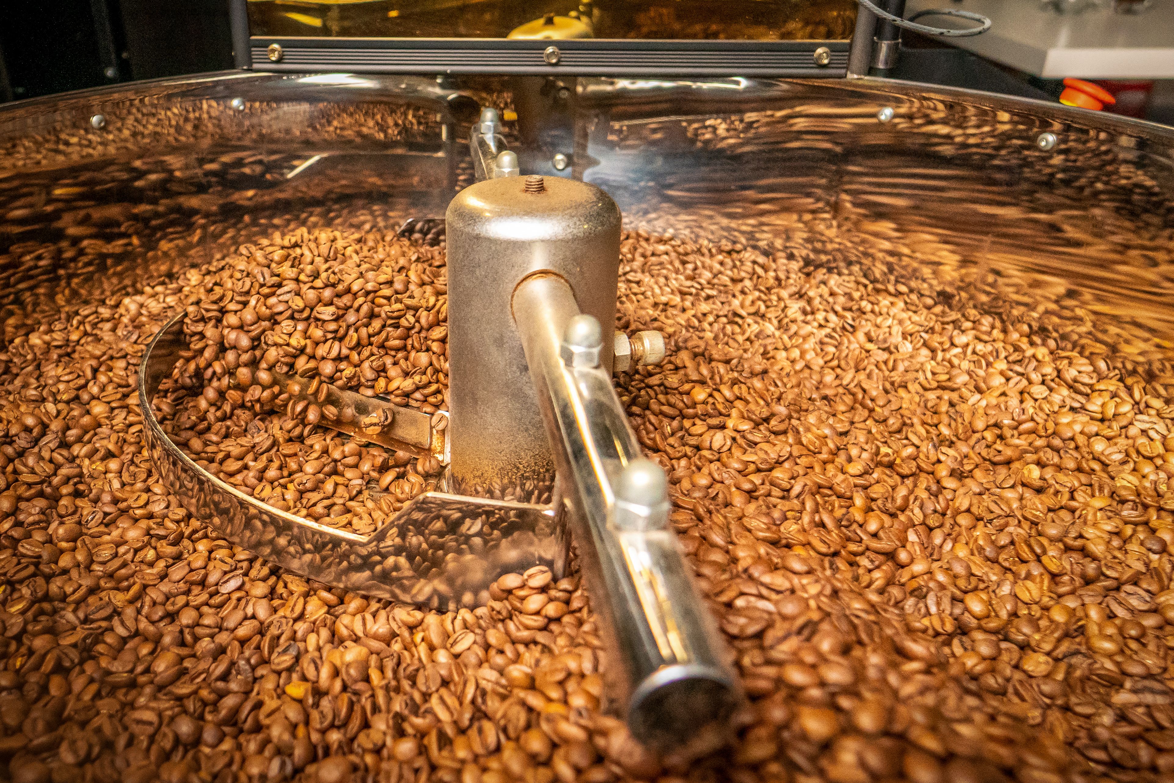 Mischen von geröstetem Kaffee