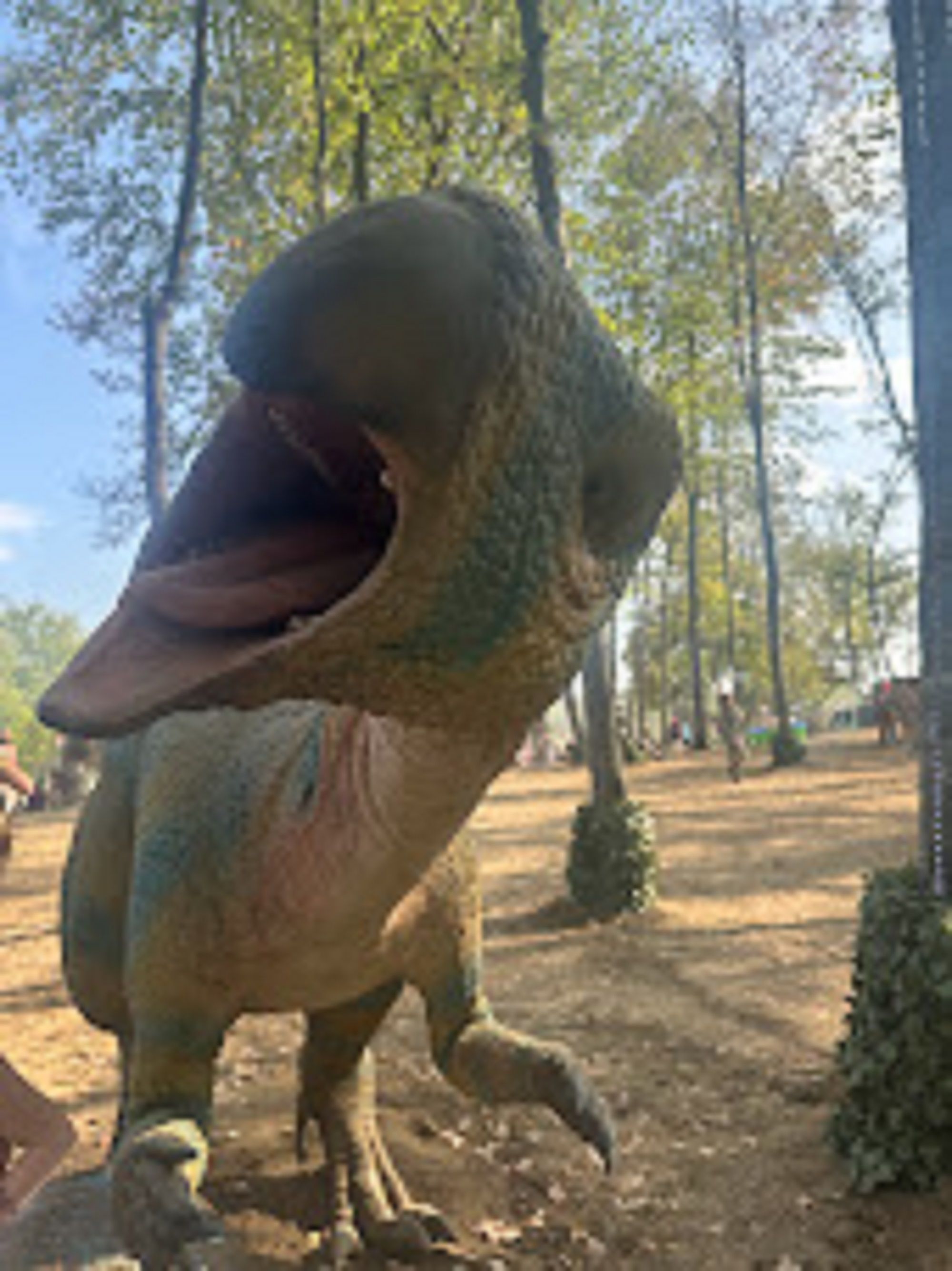 animatronic dinosaurs