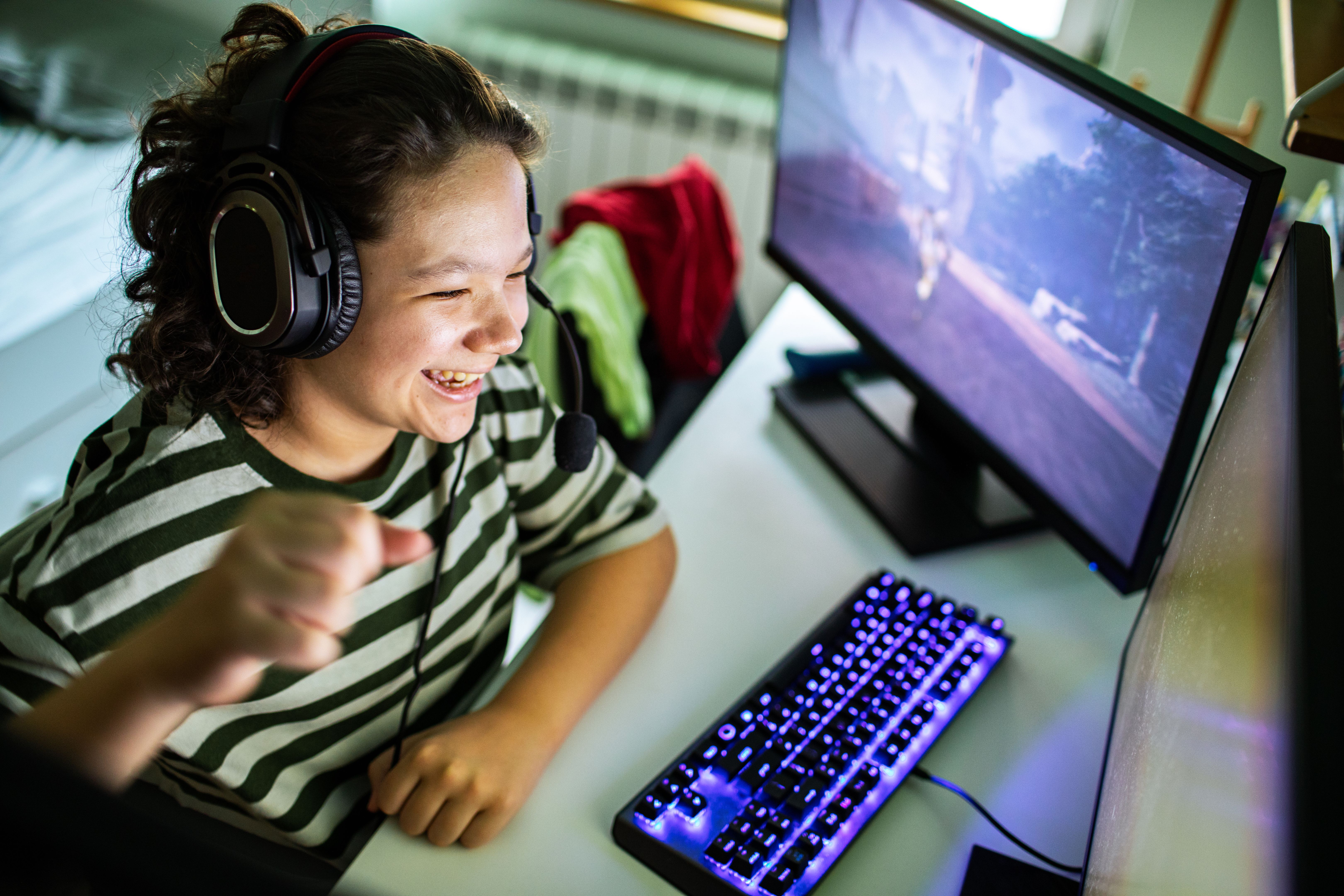 online gaming interaction