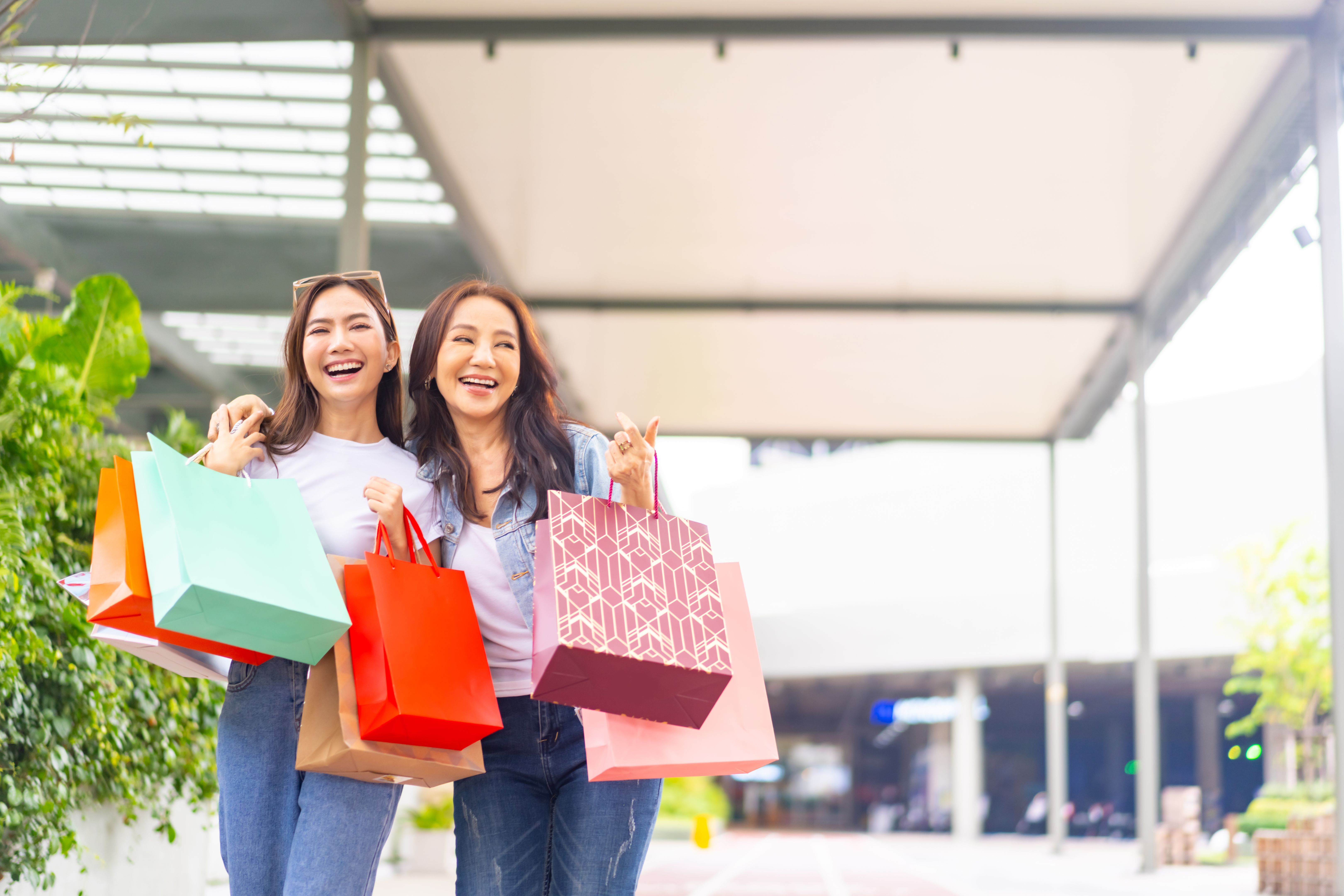 shopping mall