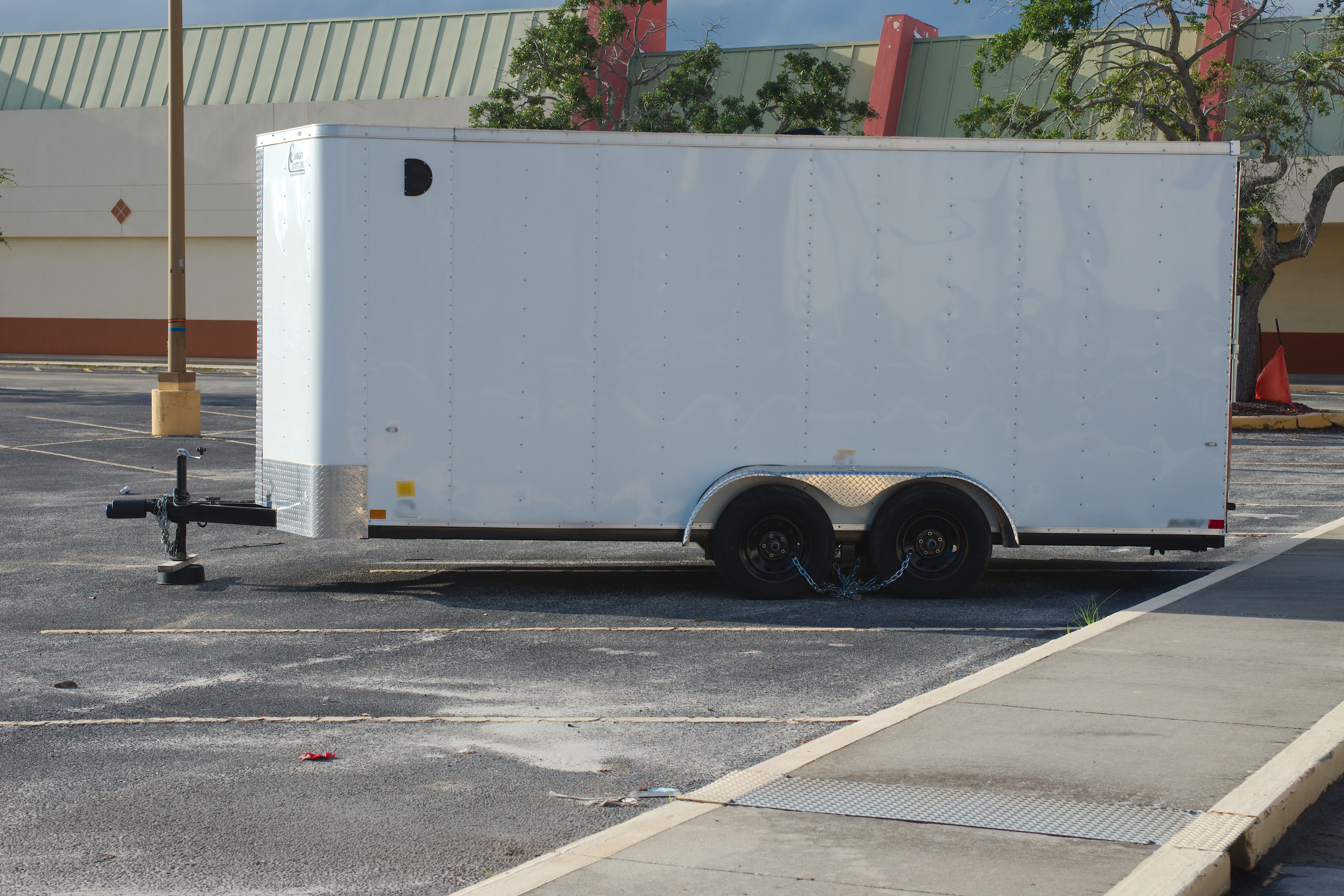 trailer rental company