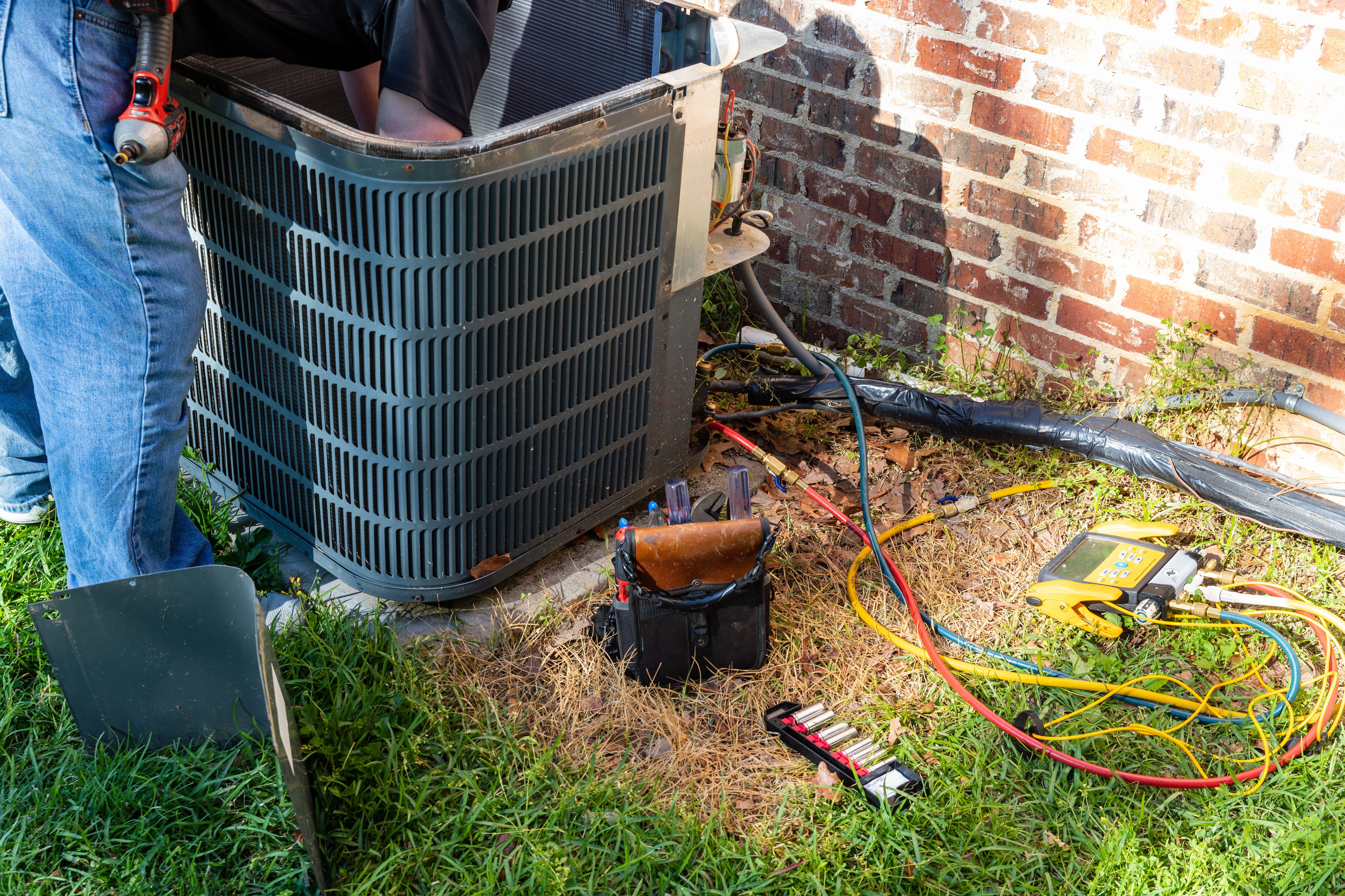 air conditioning unit maintenance