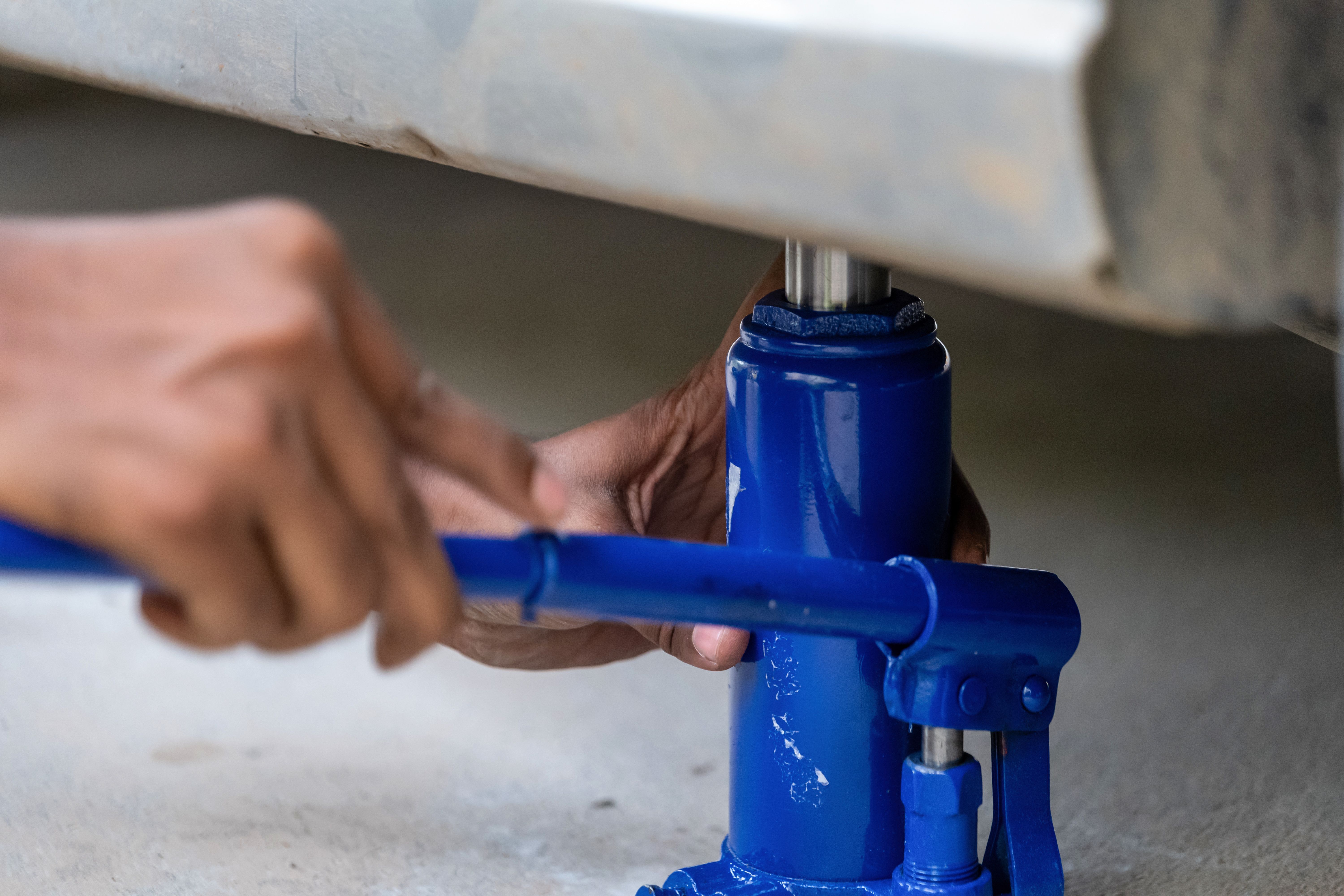 choosing hydraulic jack