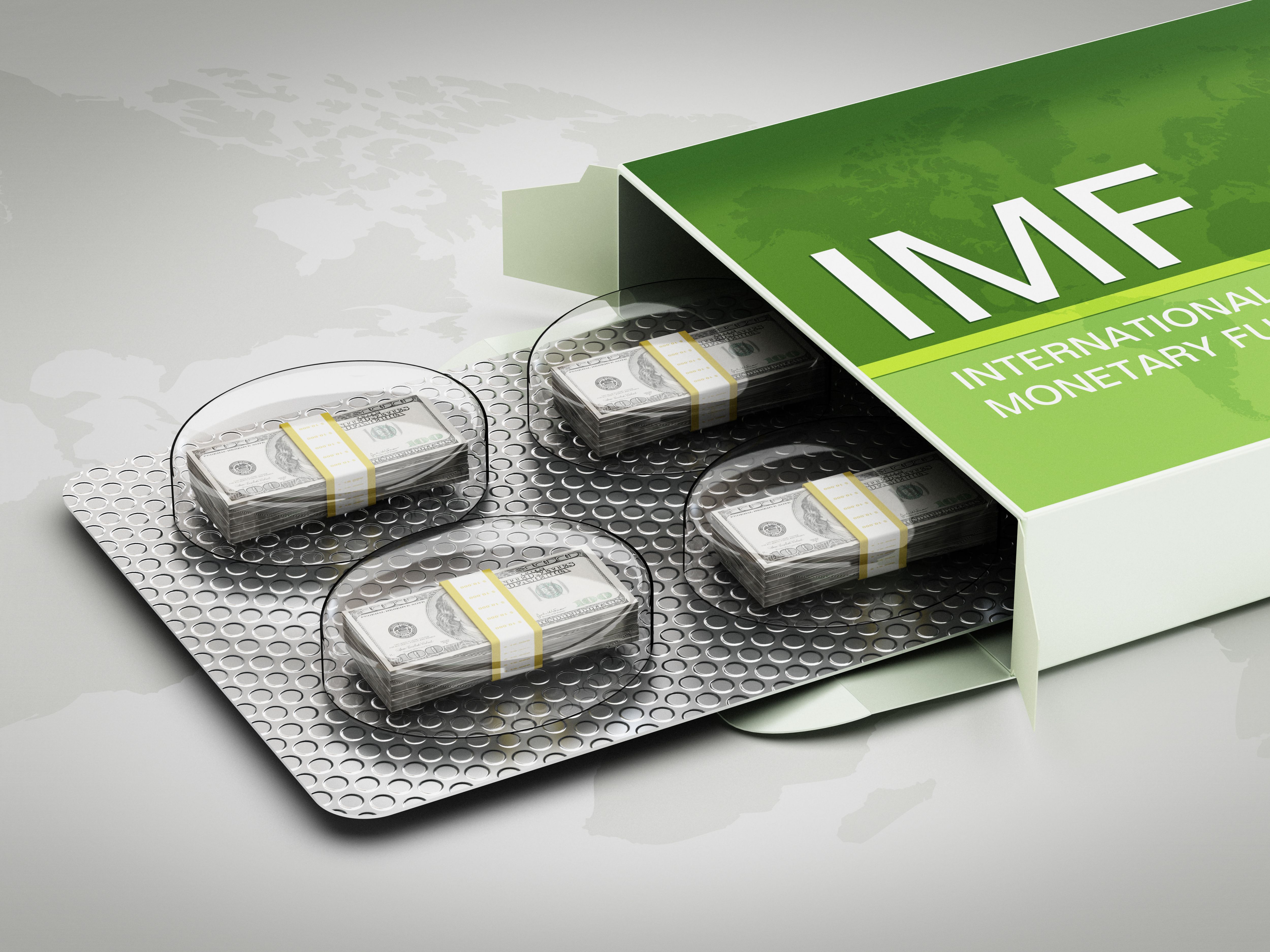 100 dollar bankrolls inside IMF pillbox