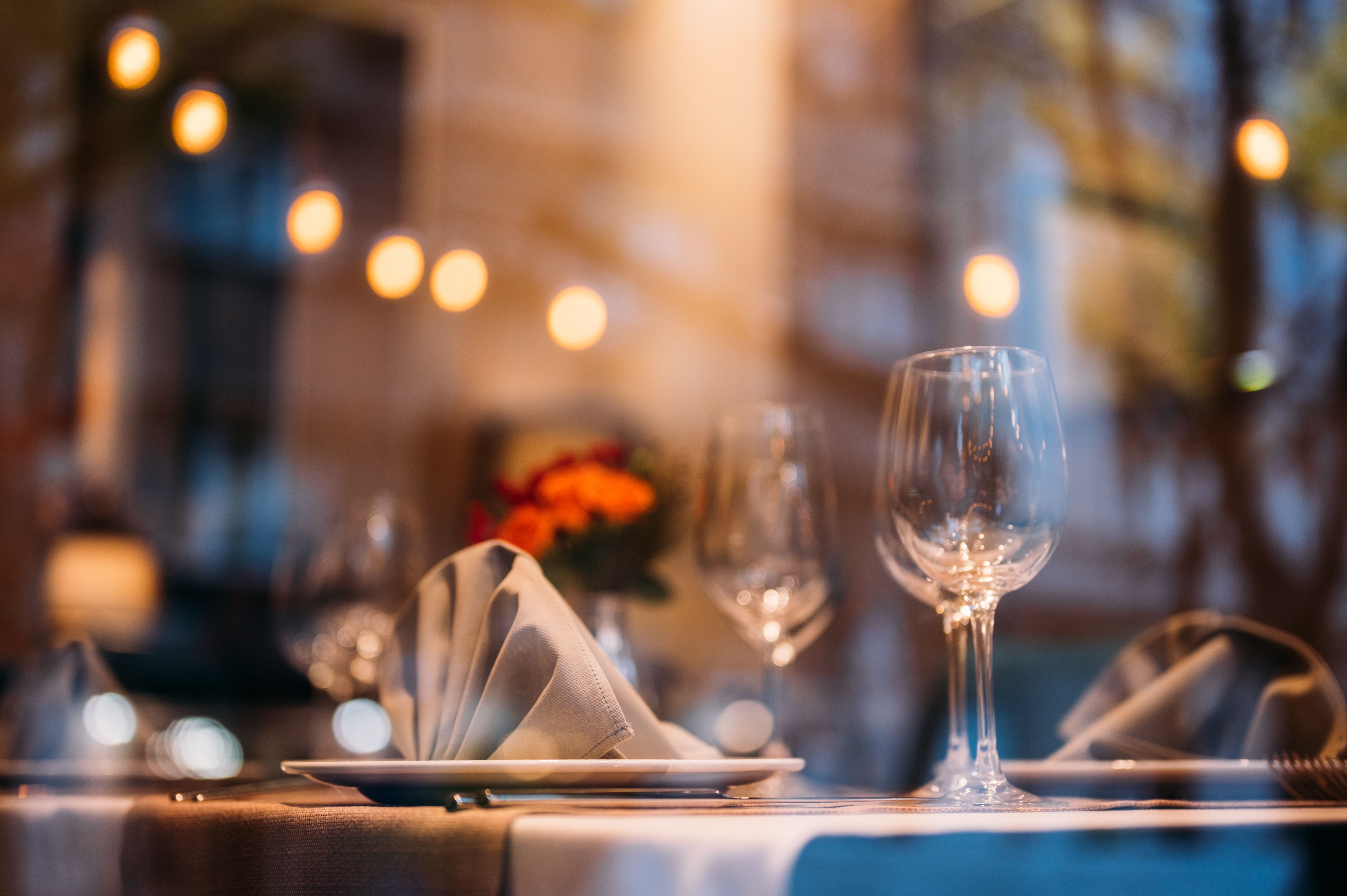 restaurant decor