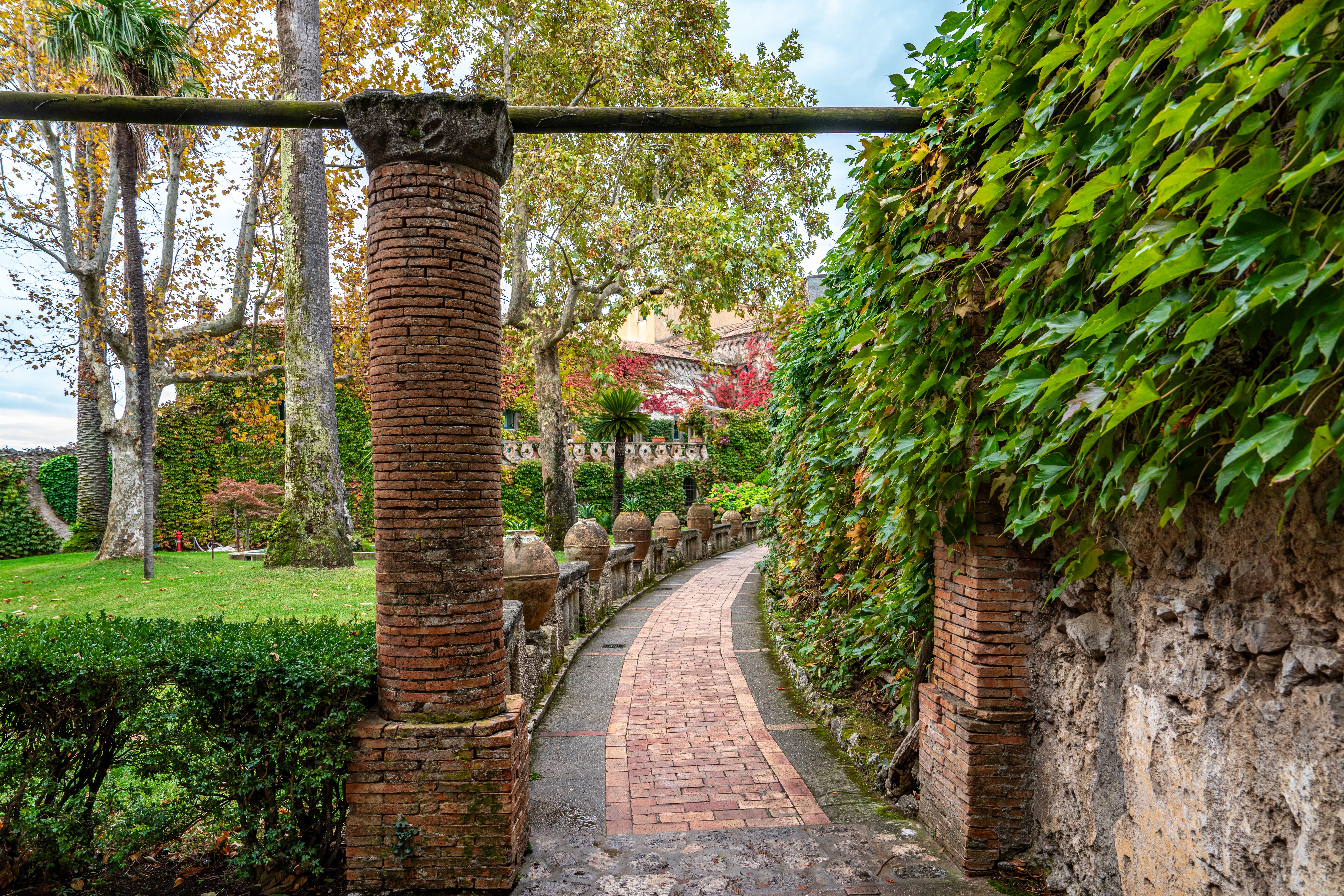 italian villa garden
