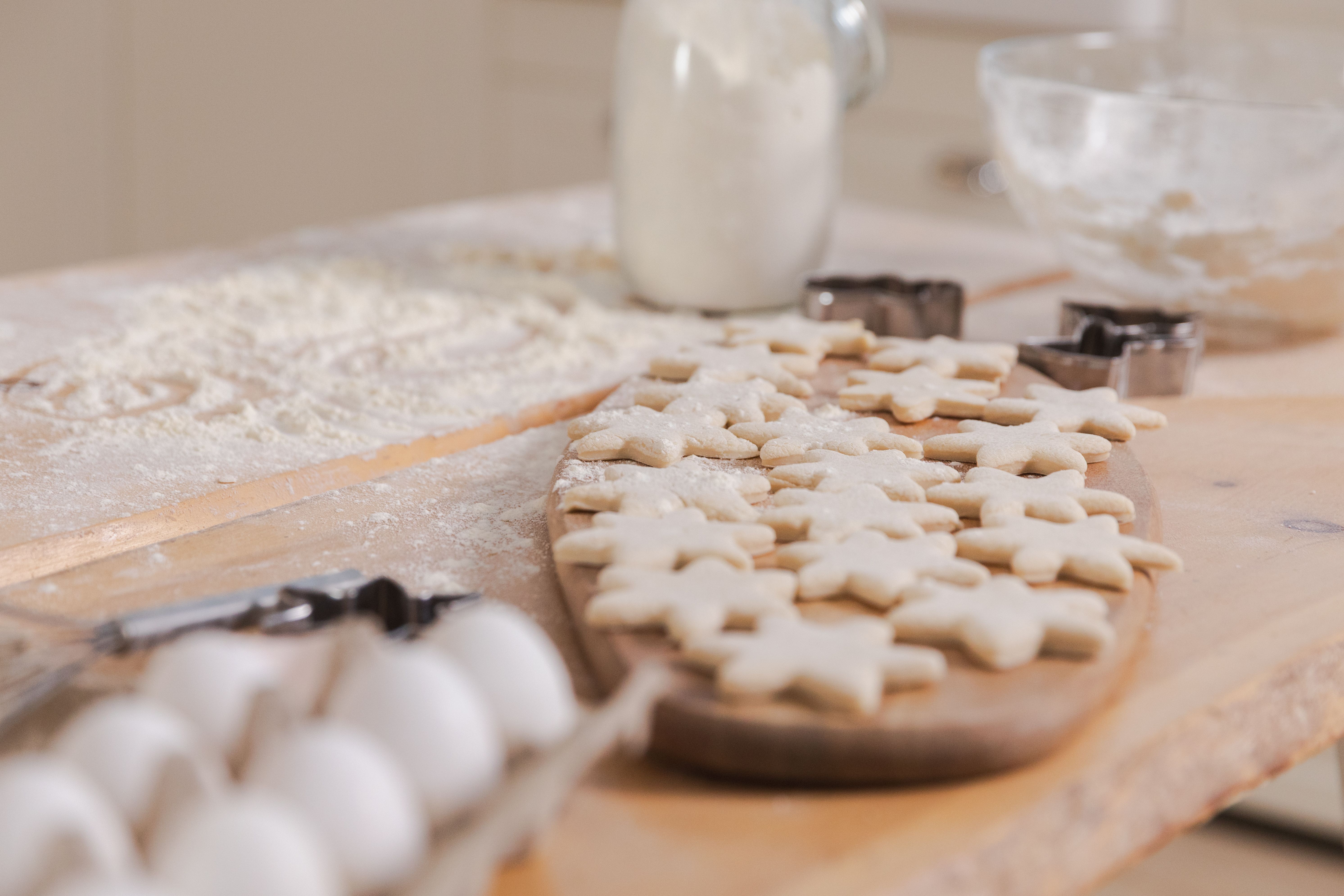 wedding cookie baking