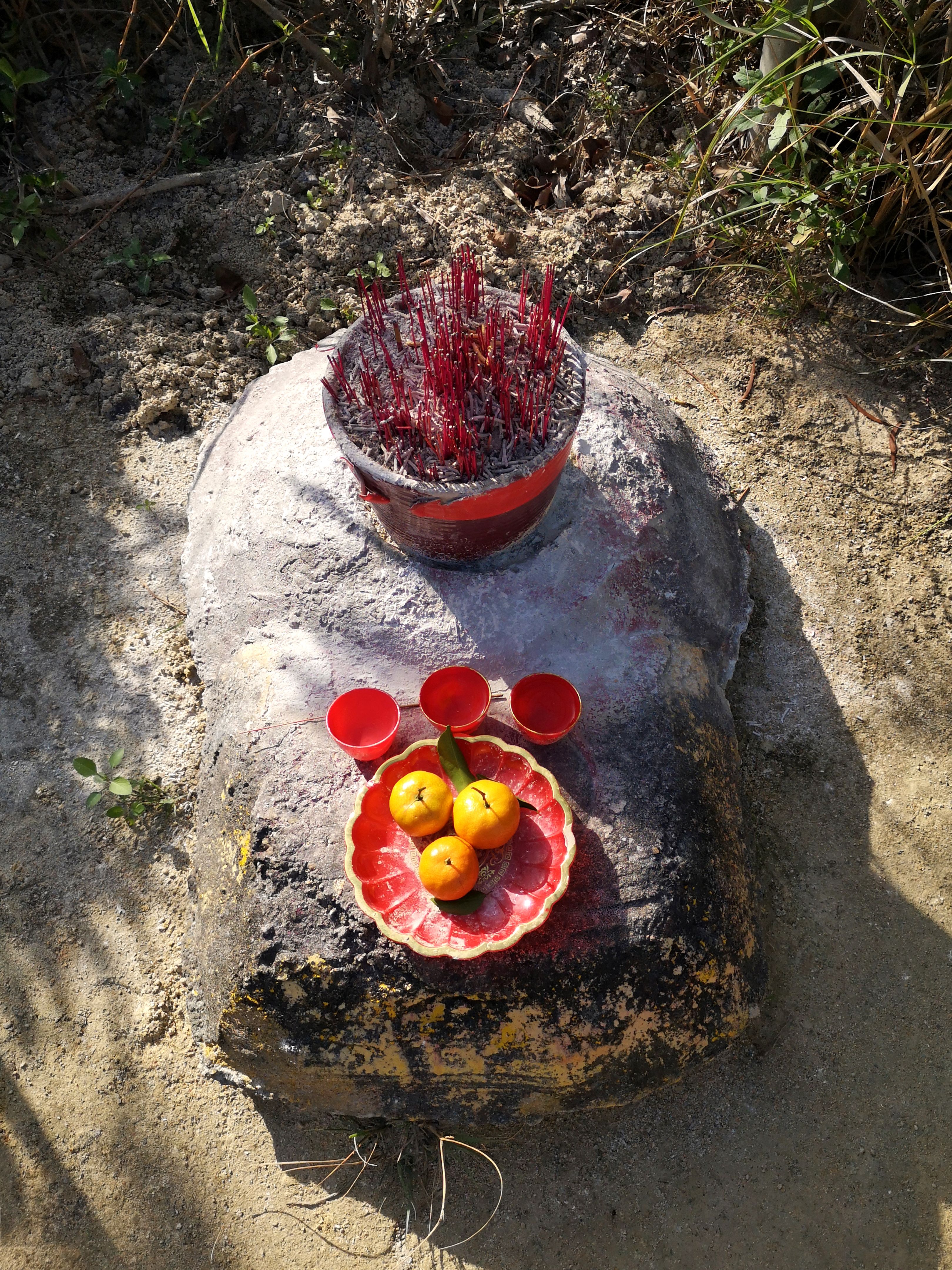 Buddhist offerings in Hong Kong