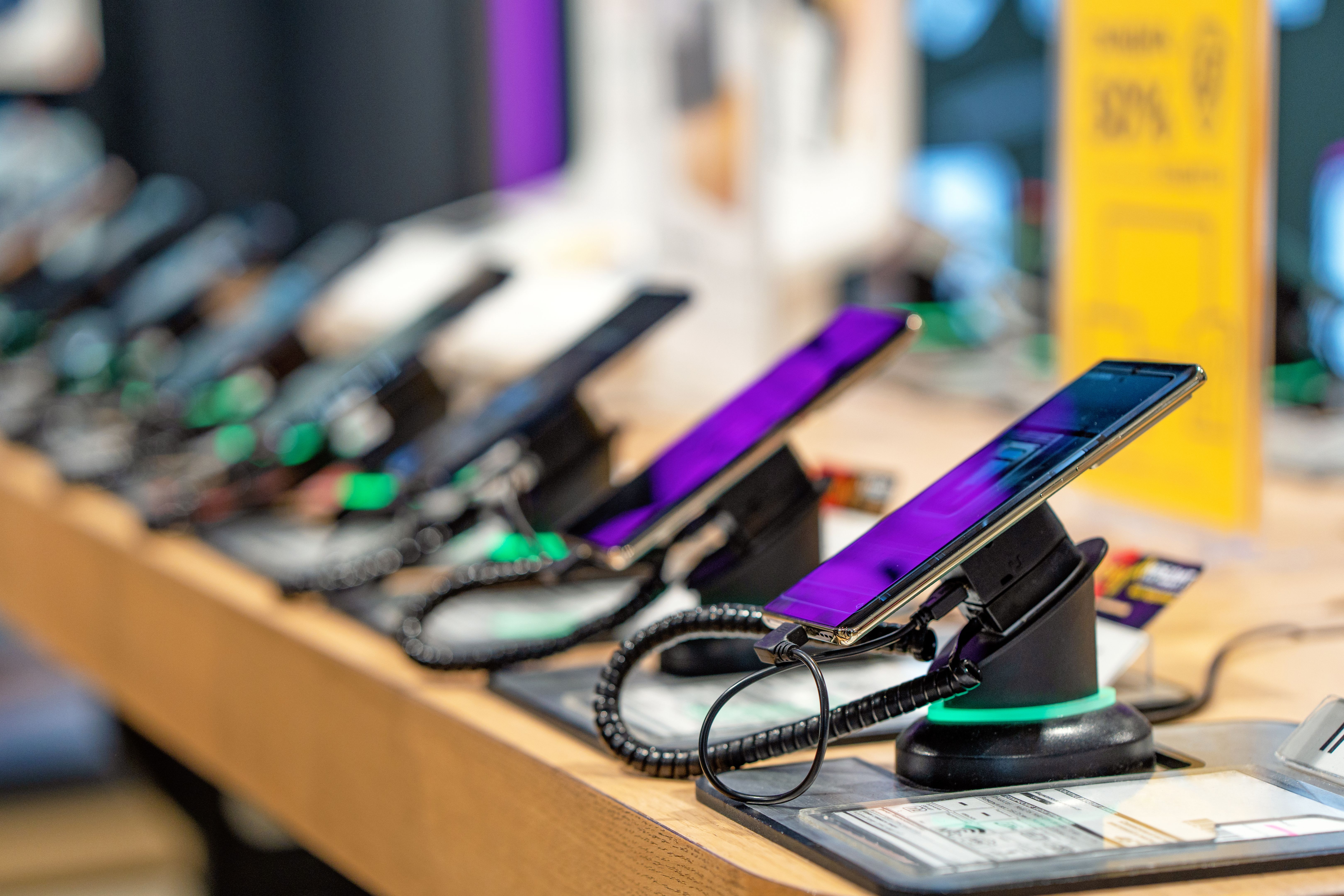 technology store