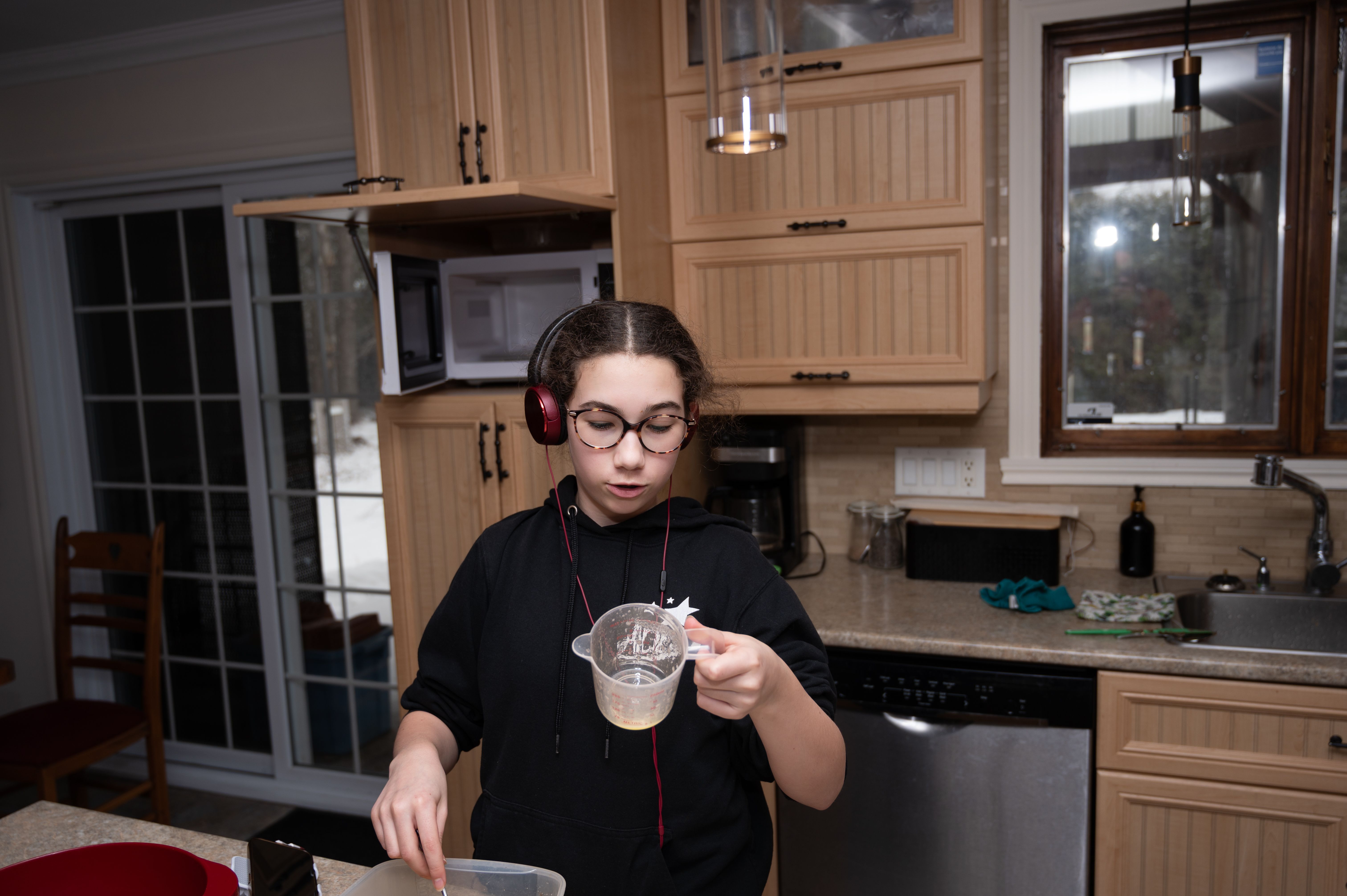 measuring kitchen appliance