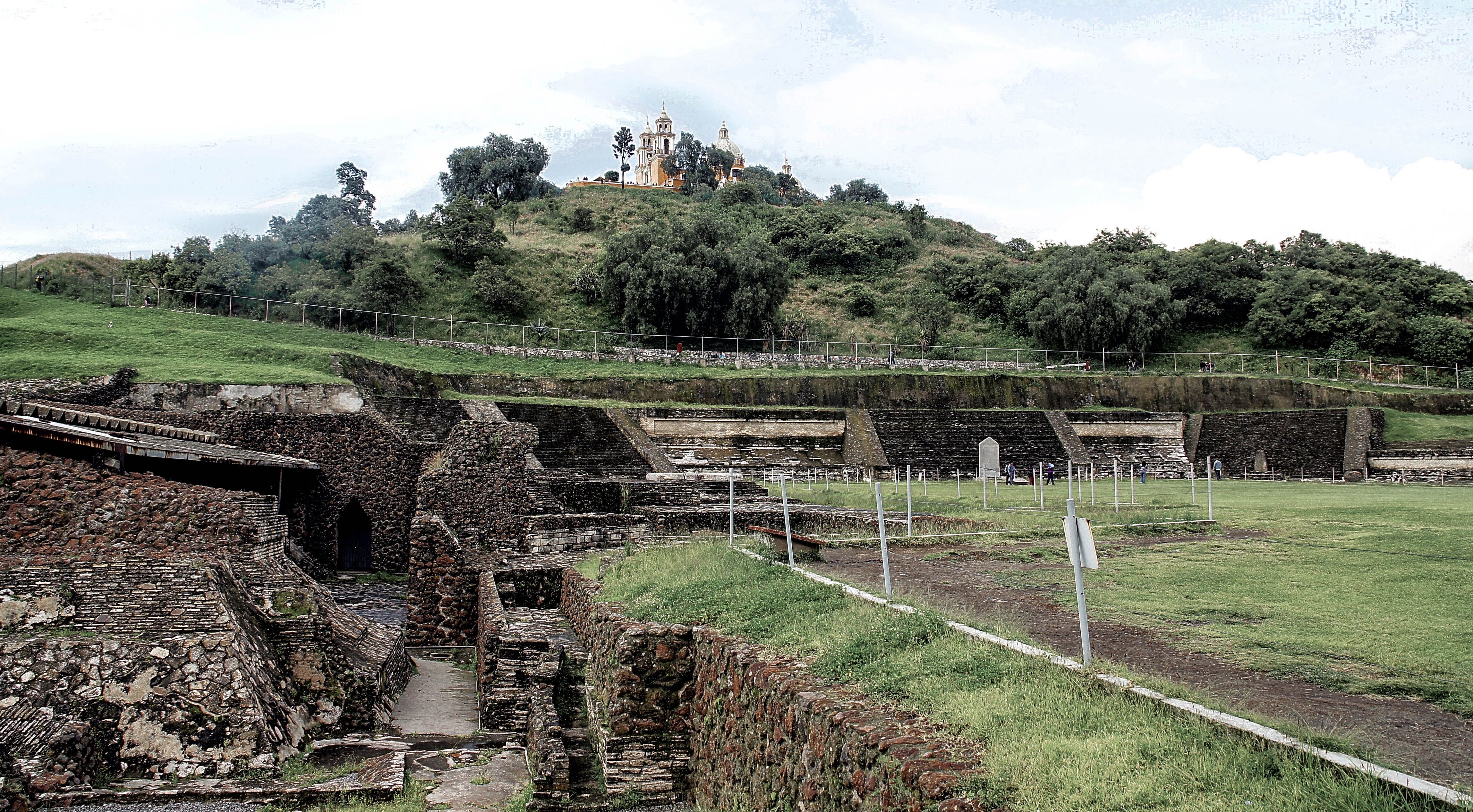 cholula pyramid