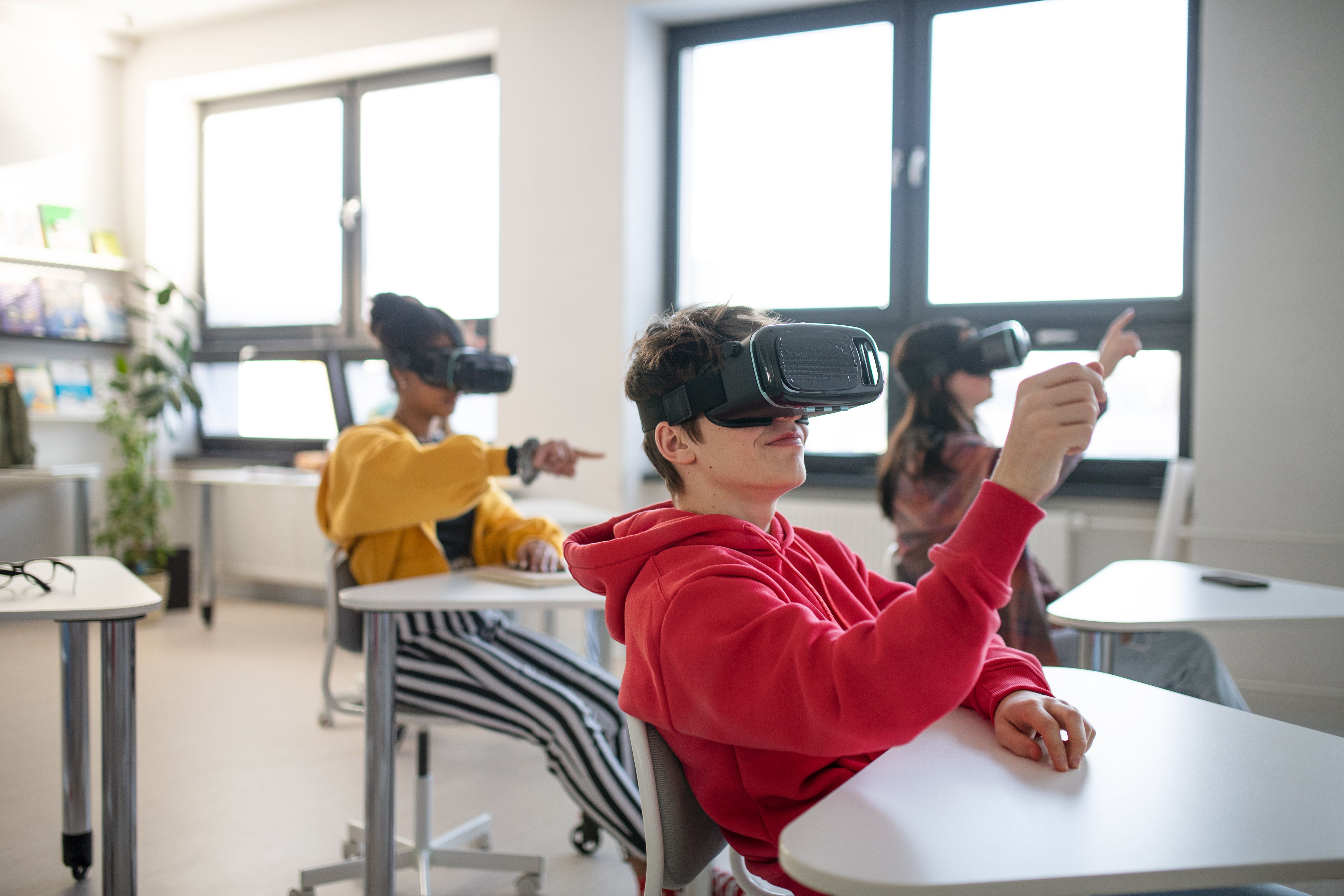 students using vr classroom