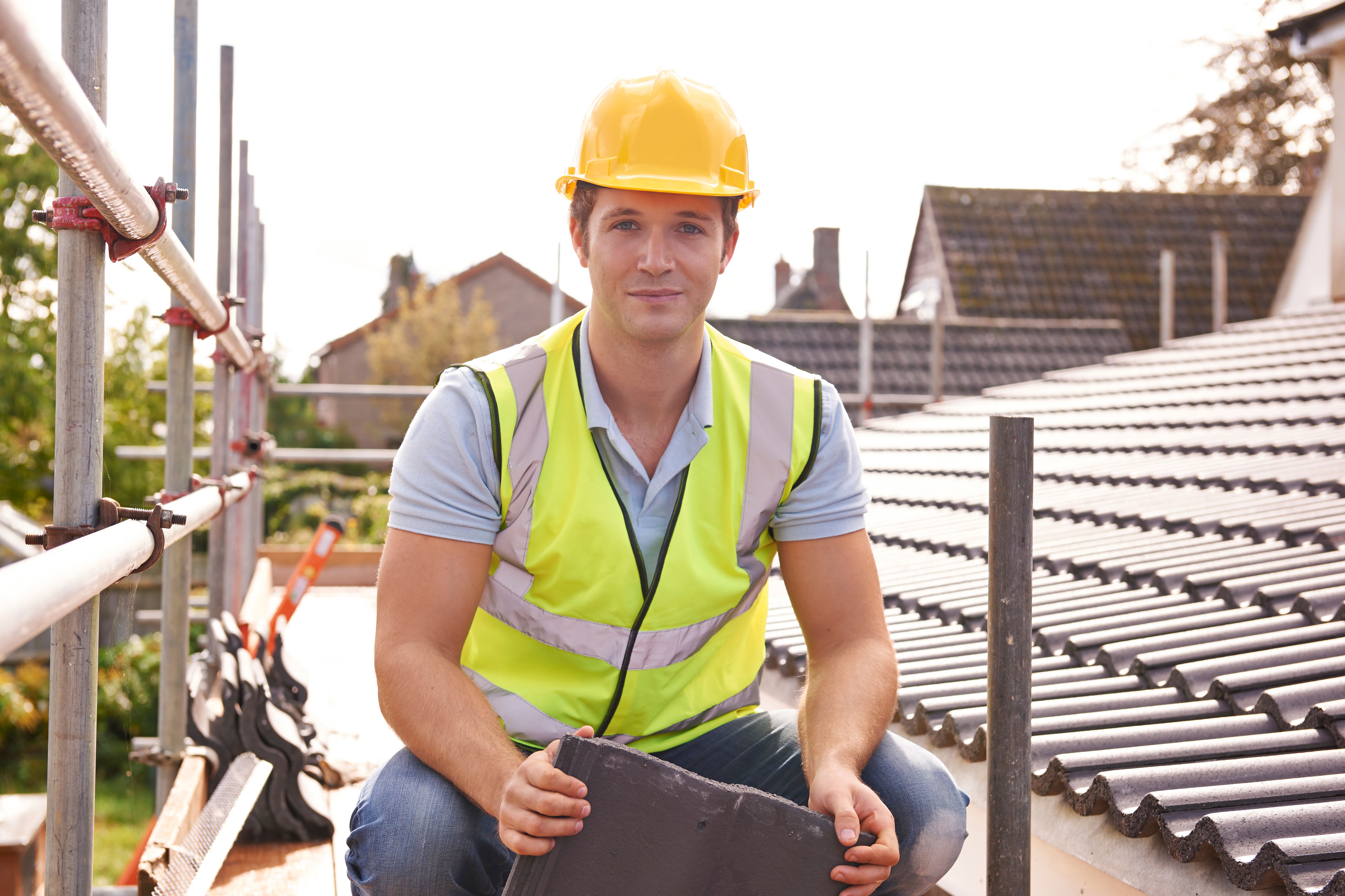 professional roofer