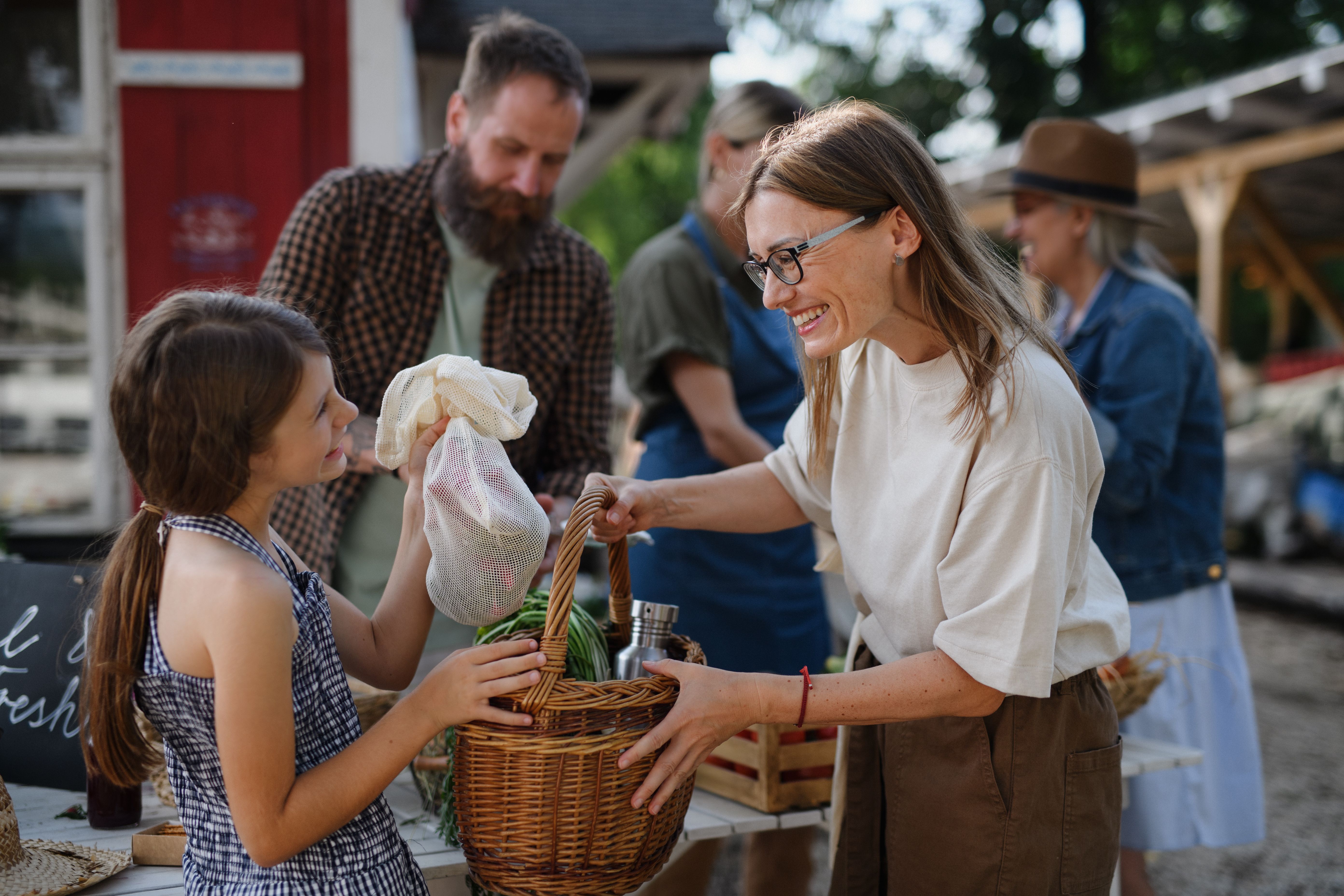 community farmers market